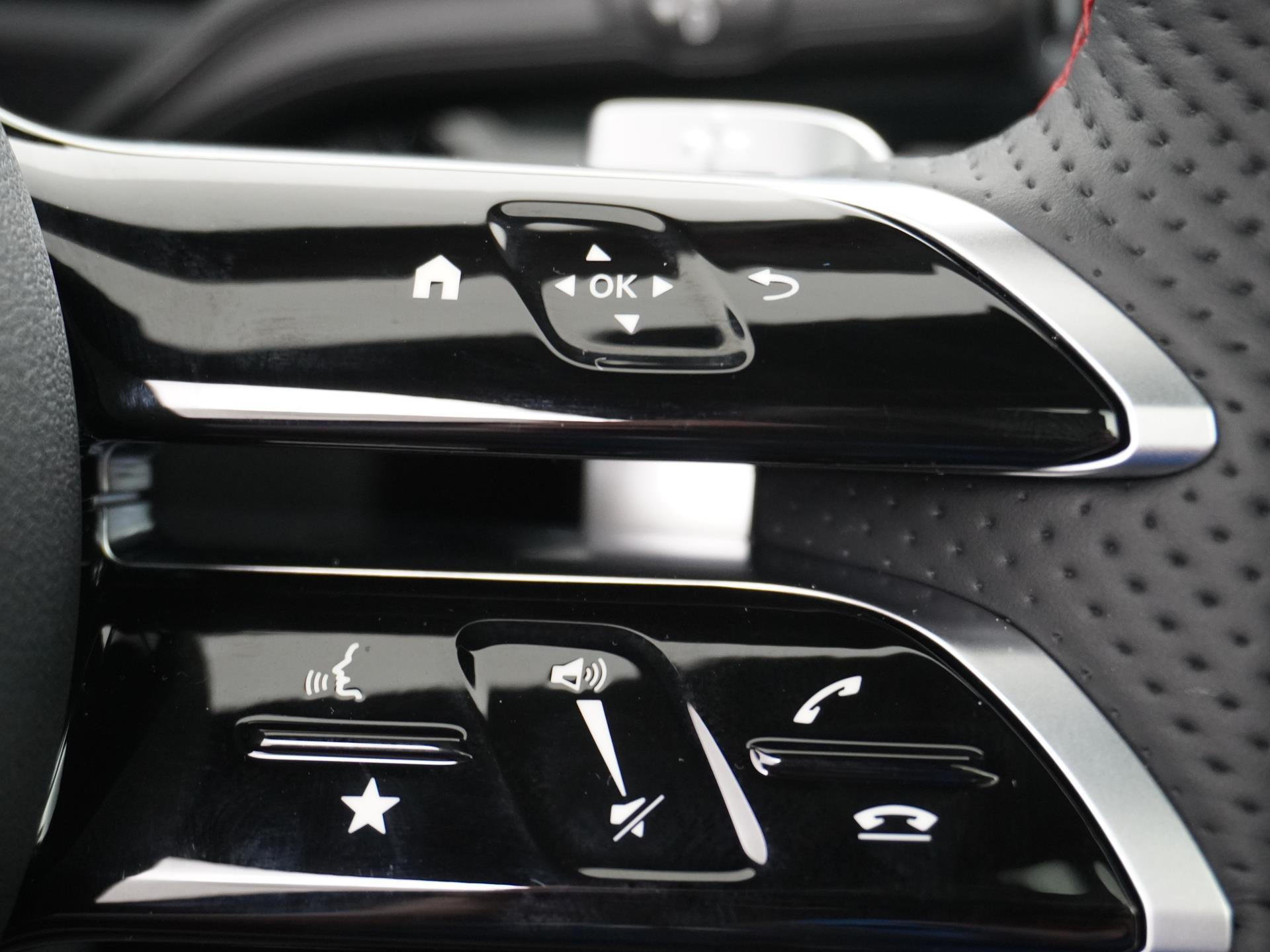 Mercedes-Benz A-Klasse 180 Star Edition AMG Line 31