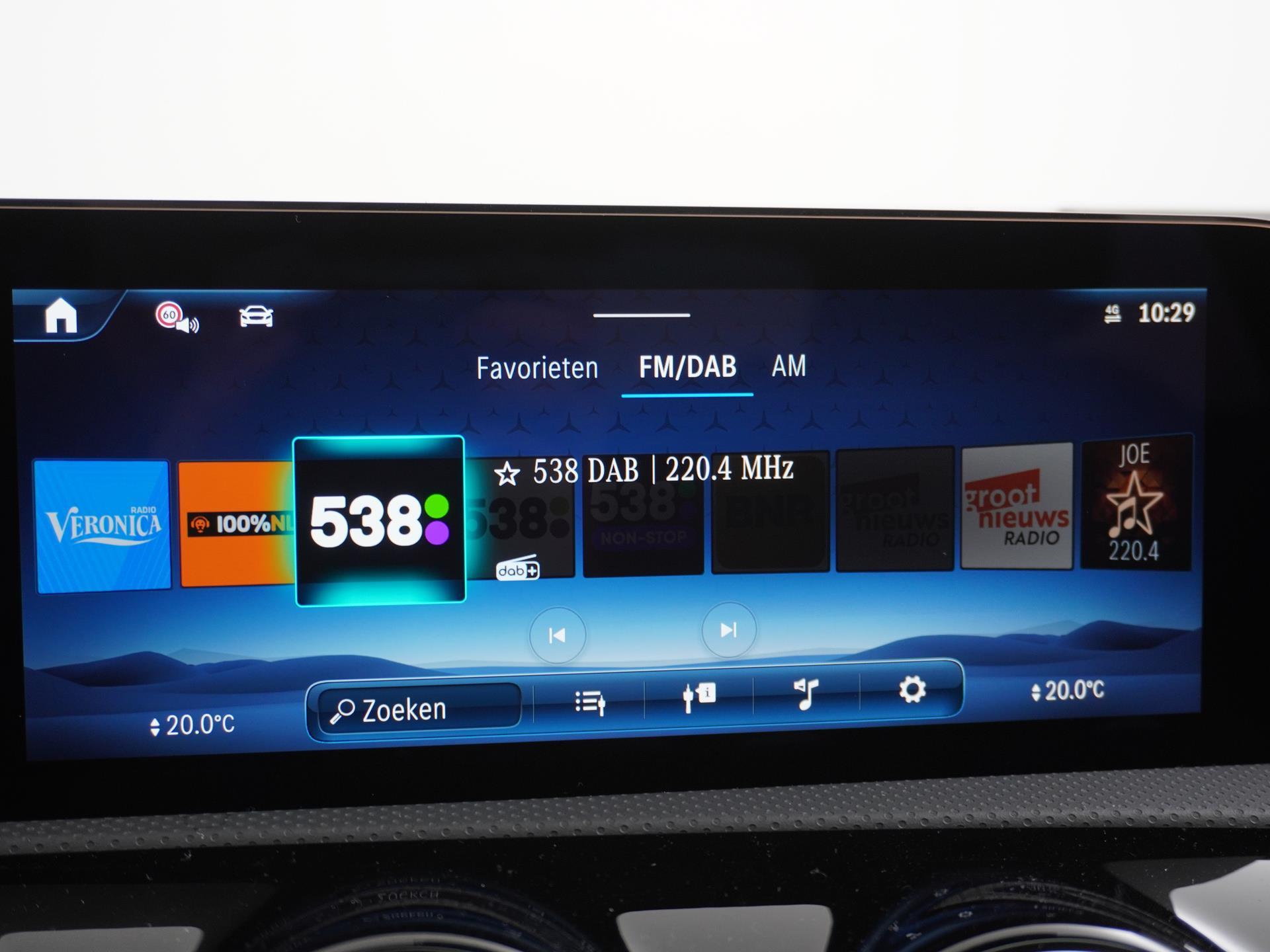 Mercedes-Benz A-Klasse 180 Star Edition AMG Line 38