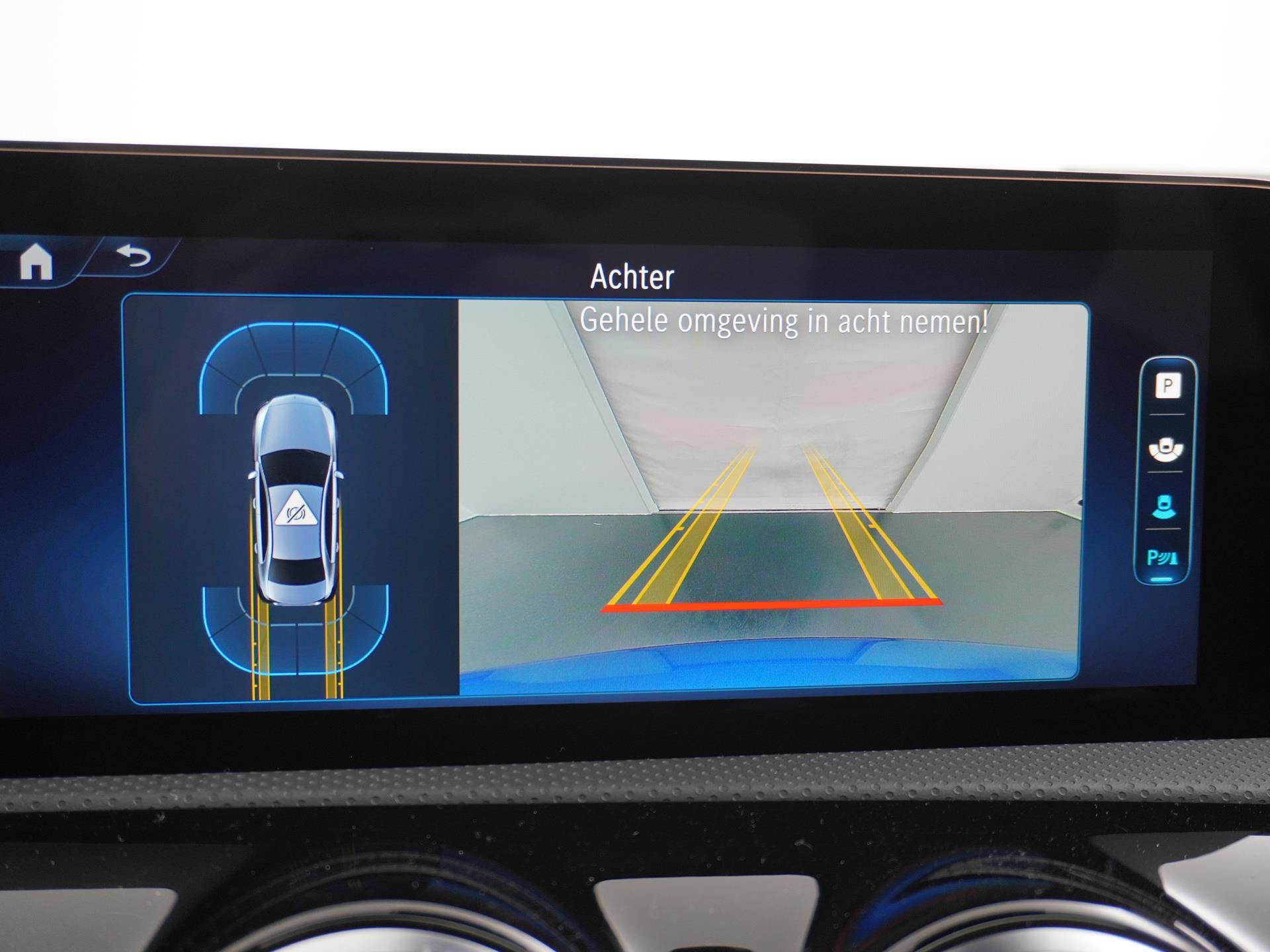 Mercedes-Benz A-Klasse 180 Star Edition AMG Line 7