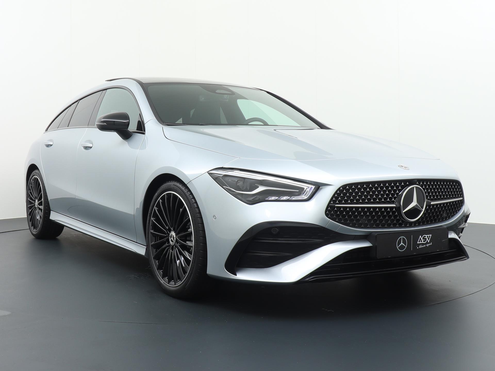 Mercedes-Benz CLA-Klasse Shooting Brake 200 AMG Line 9