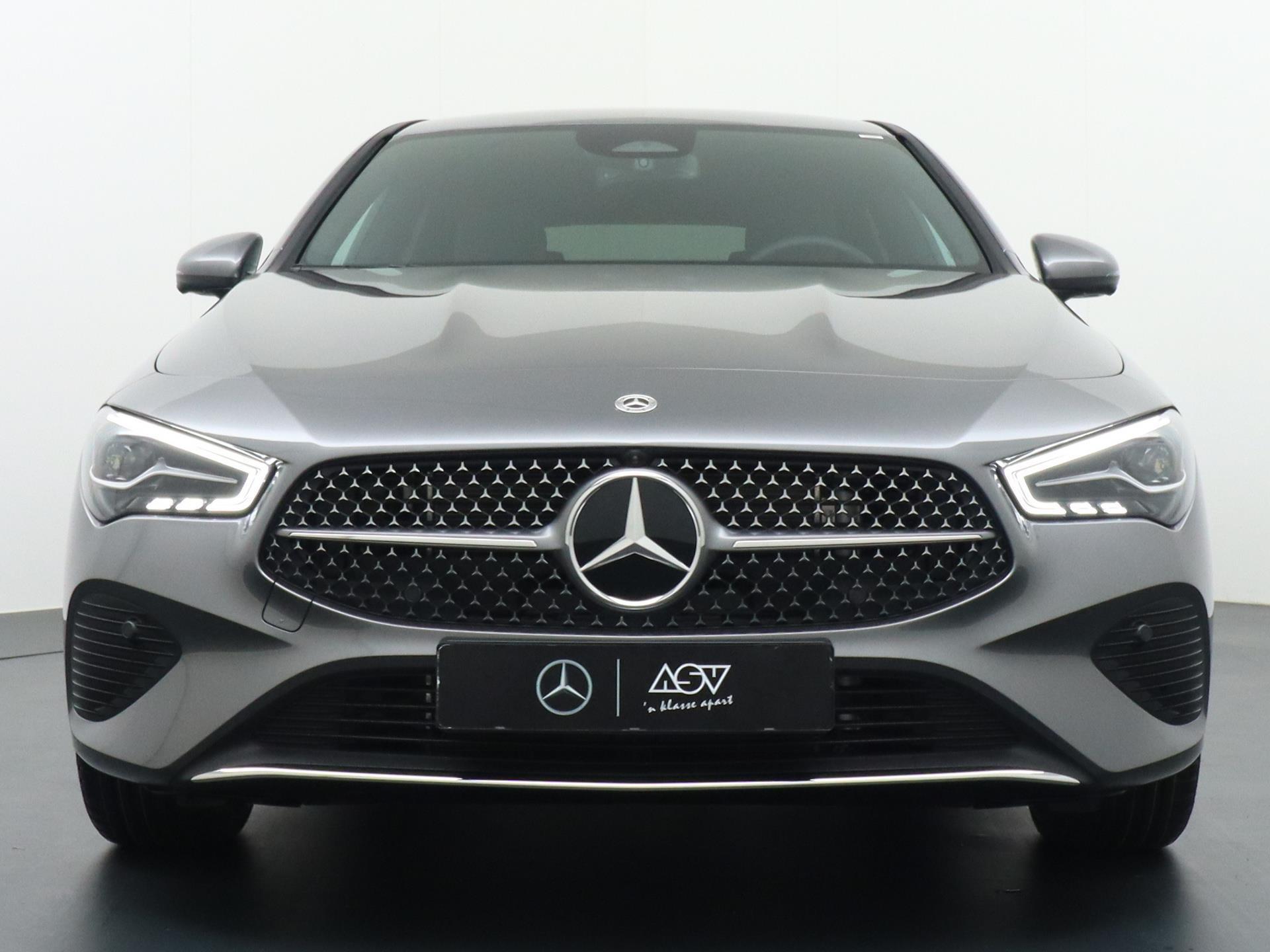 Mercedes-Benz CLA-Klasse Shooting Brake 250 e Star Edition Luxury Line 11