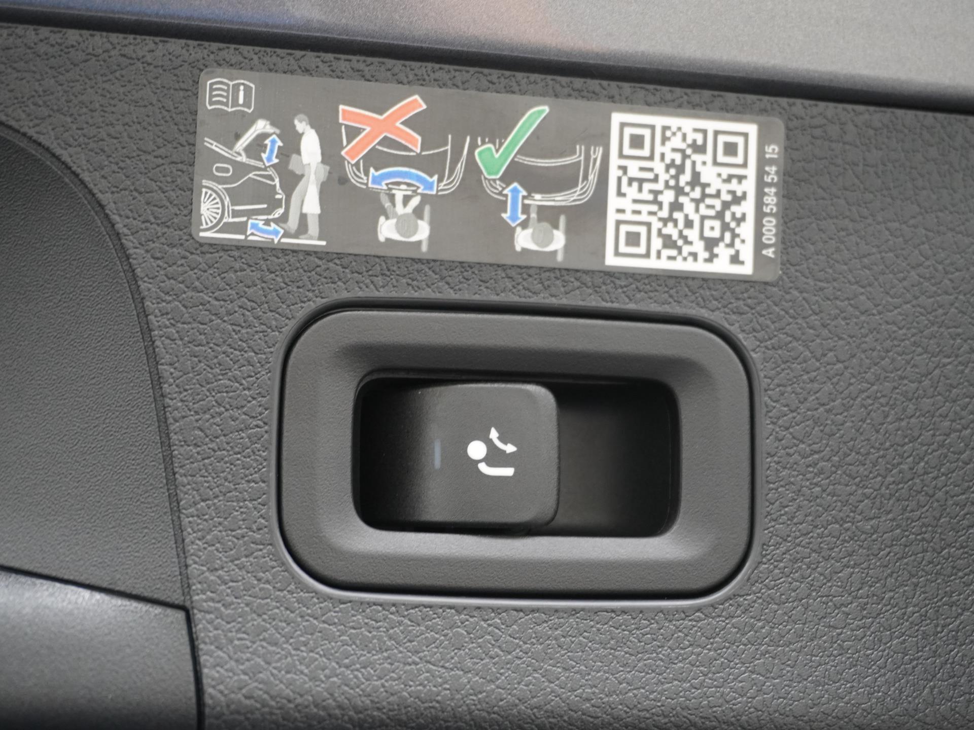 Mercedes-Benz CLA-Klasse Shooting Brake 250 e Star Edition Luxury Line 18