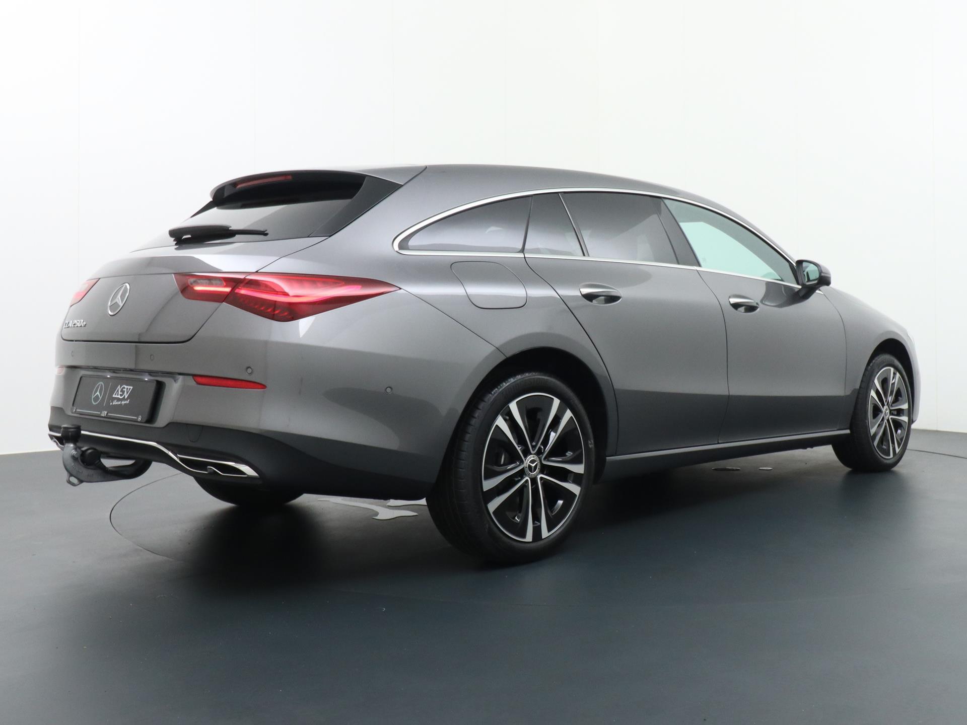 Mercedes-Benz CLA-Klasse Shooting Brake 250 e Star Edition Luxury Line 8