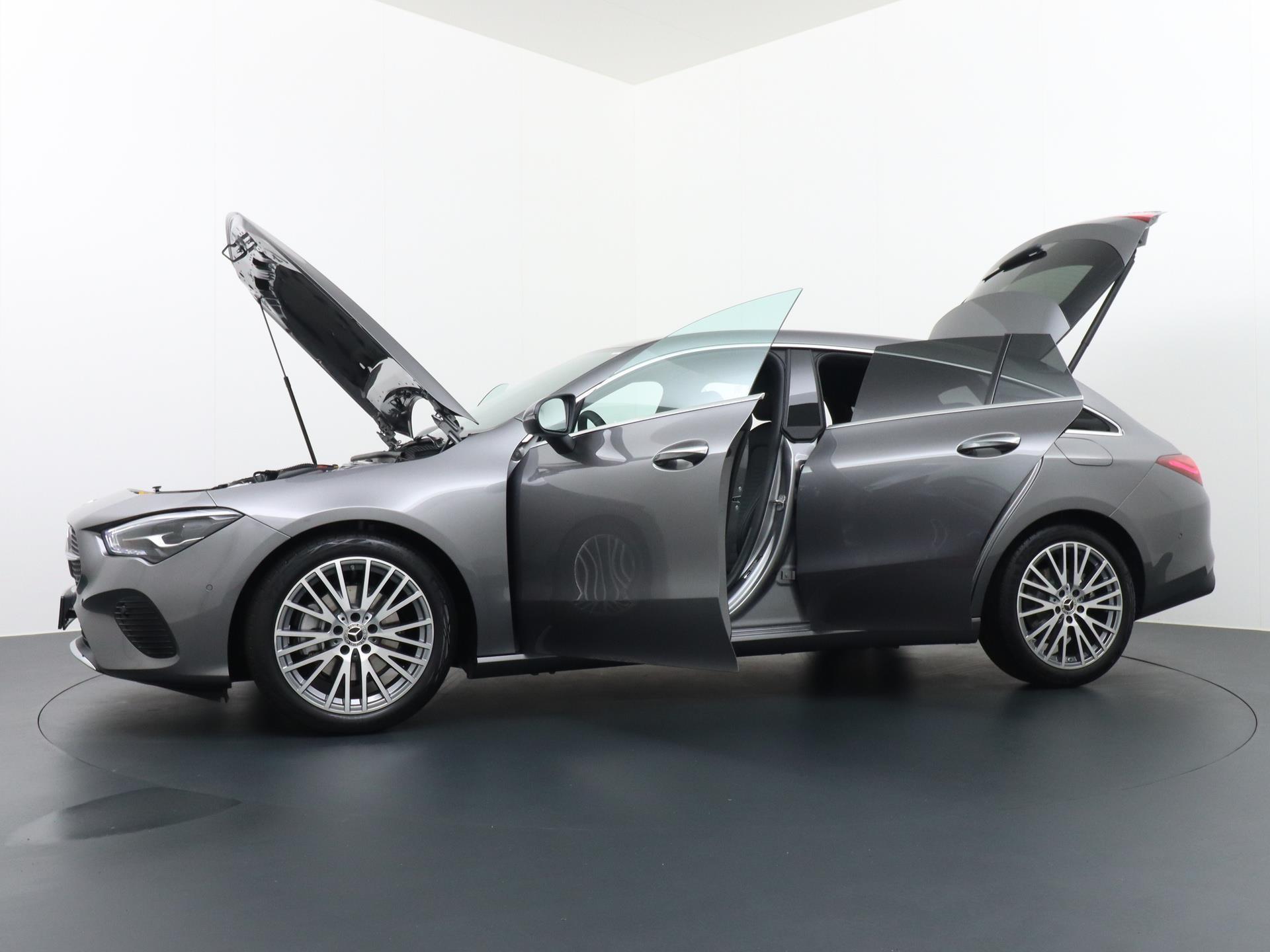 Mercedes-Benz CLA-Klasse Shooting Brake 180 Star Edition Luxury Line 13