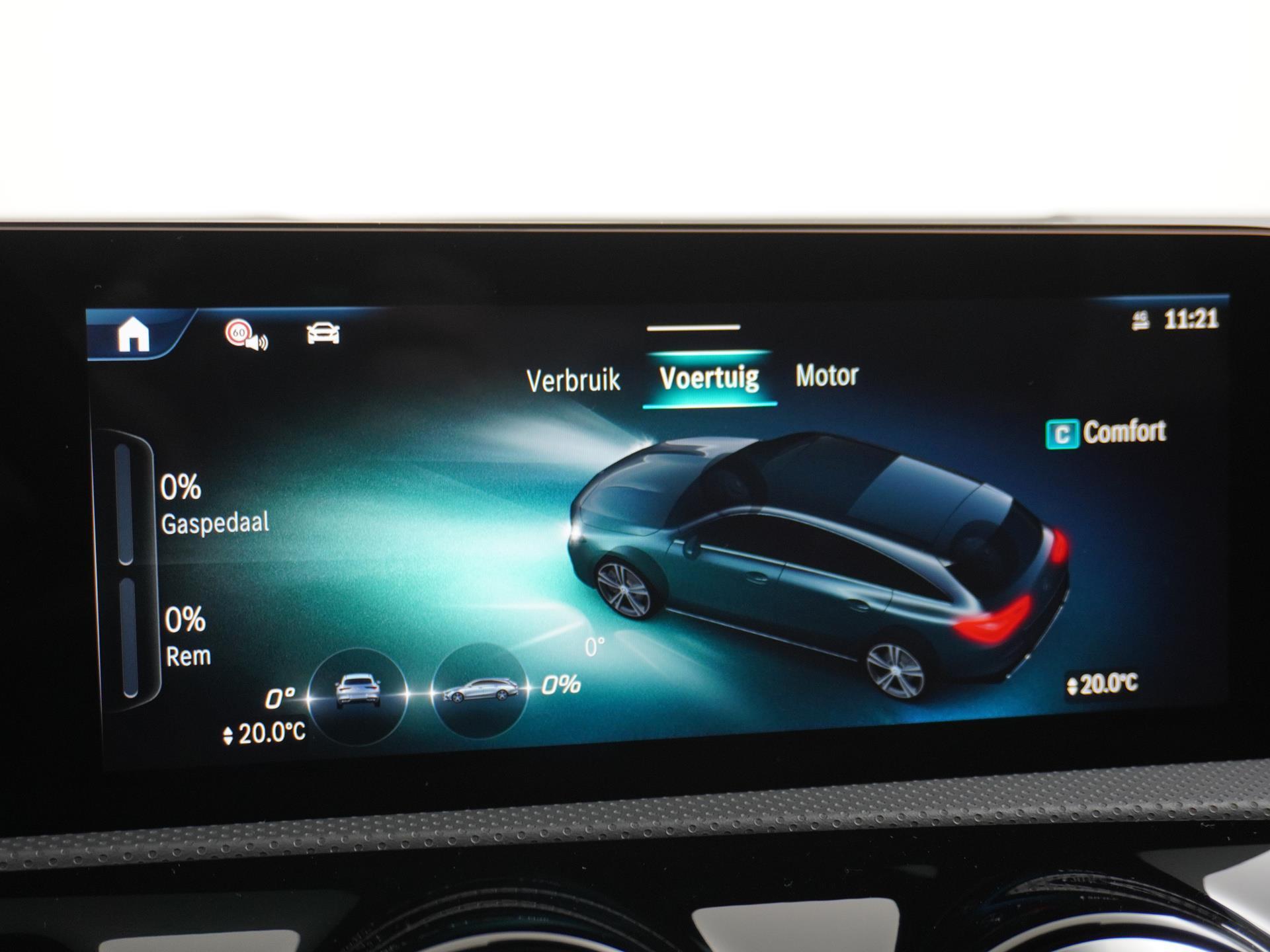 Mercedes-Benz CLA-Klasse Shooting Brake 180 Star Edition Luxury Line 42