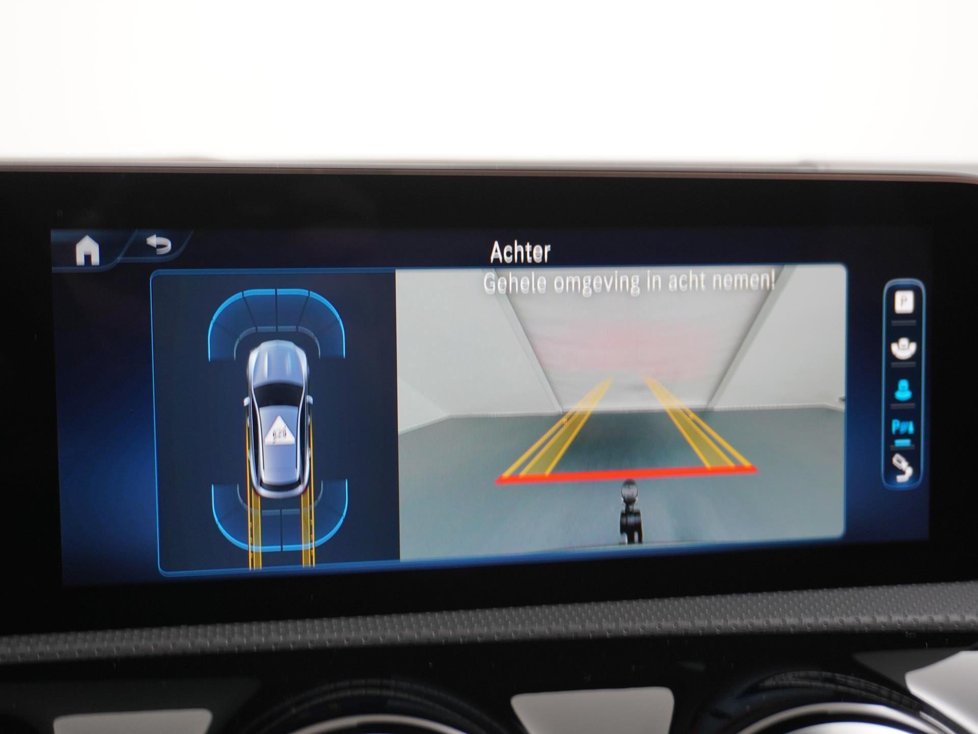 Mercedes-Benz CLA-Klasse Shooting Brake 180 Star Edition Luxury Line 44