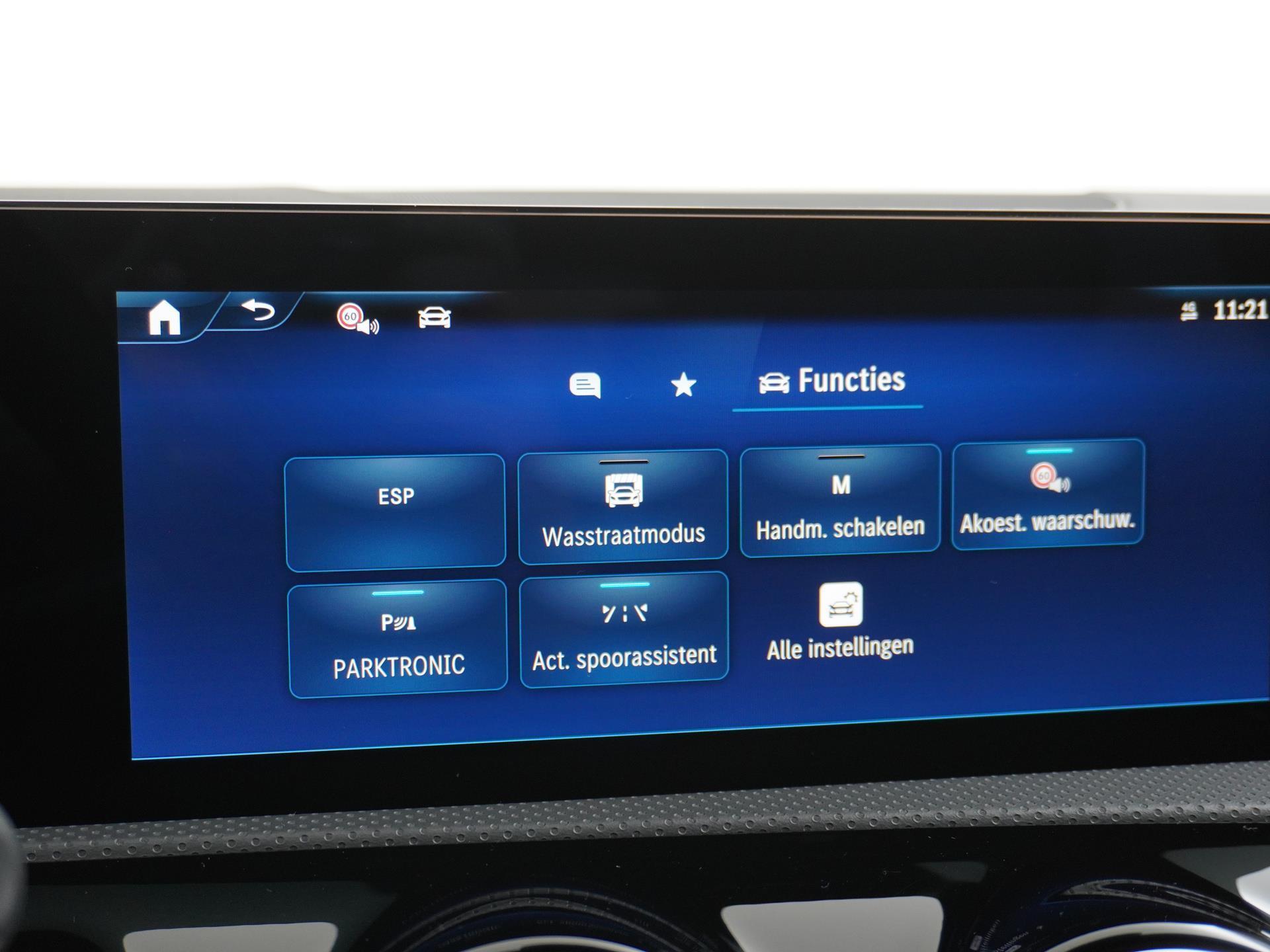 Mercedes-Benz CLA-Klasse Shooting Brake 180 Star Edition Luxury Line 45