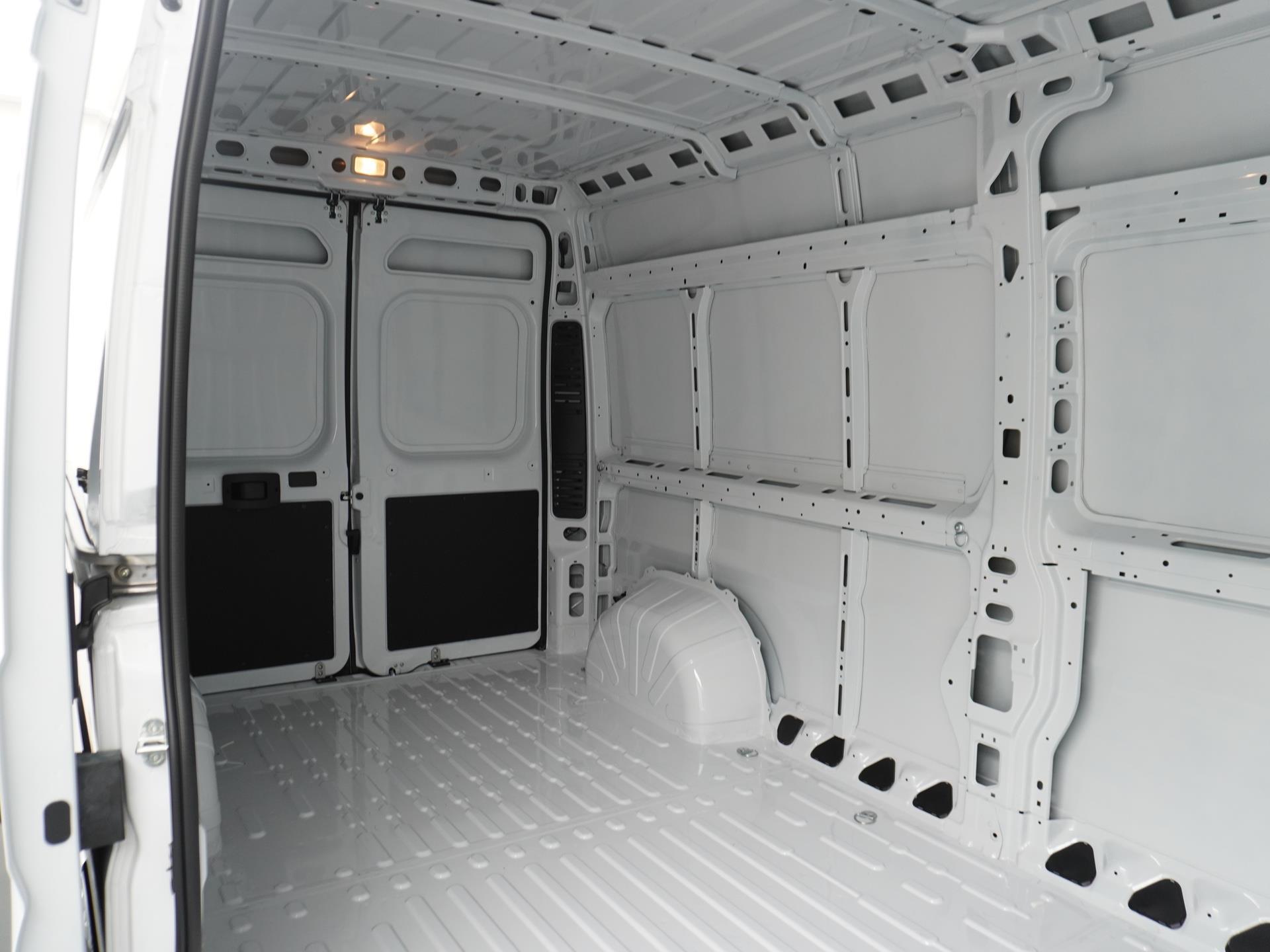 Opel Movano 2.2D 165 L3H2 3500 KG 25