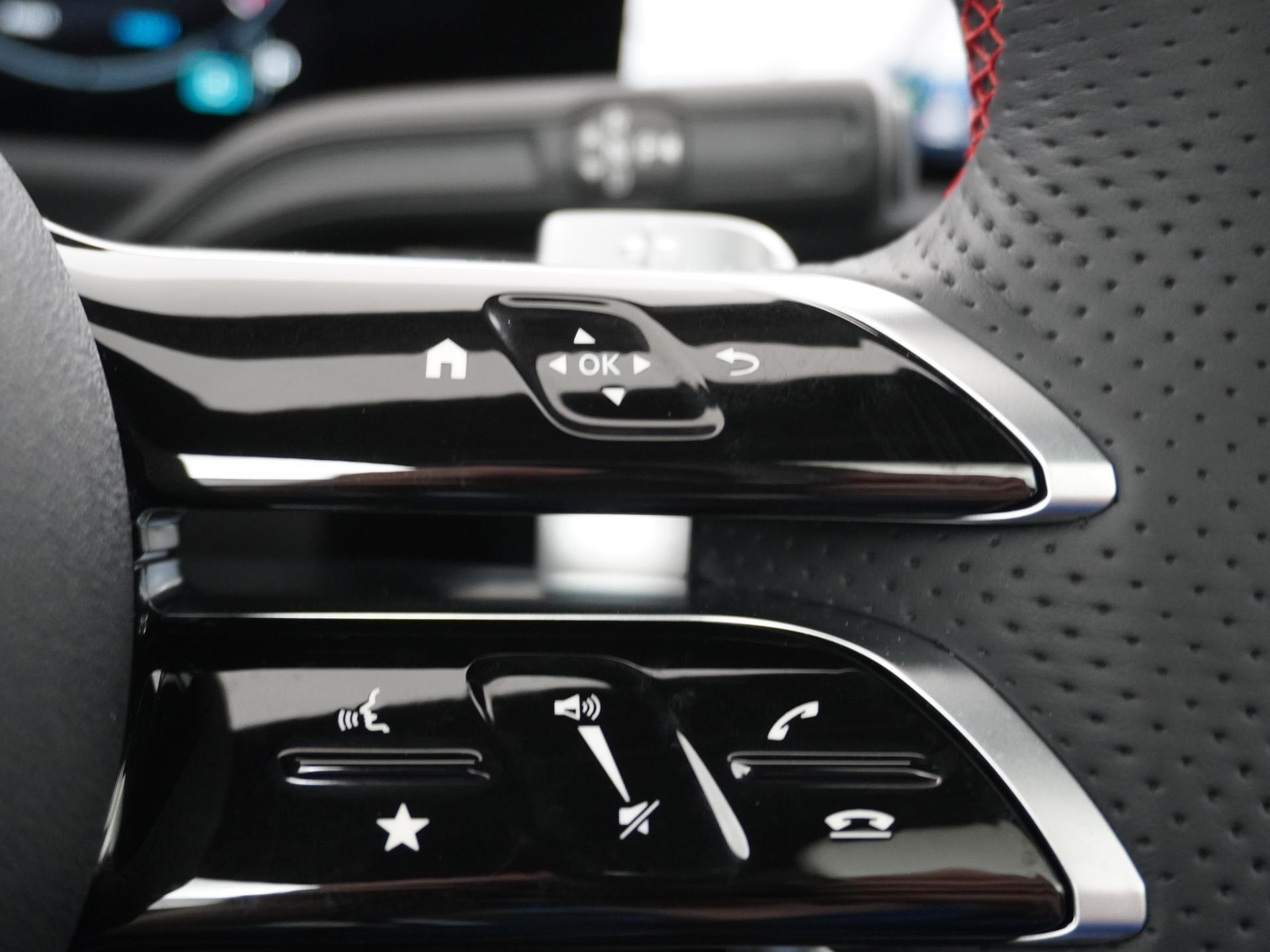 Mercedes-Benz A-Klasse 180 Star Edition AMG Line 31