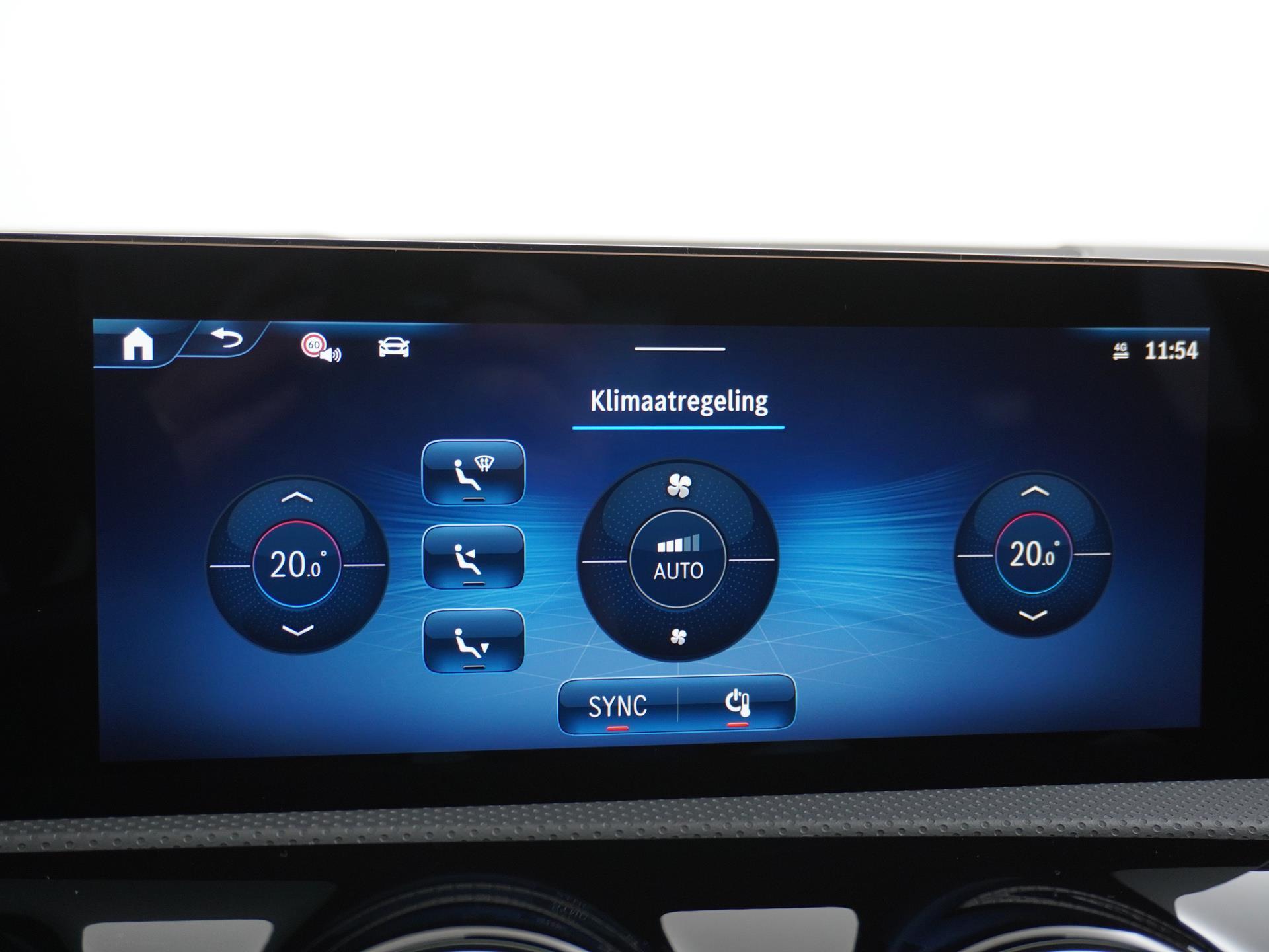 Mercedes-Benz A-Klasse 180 Star Edition AMG Line 45