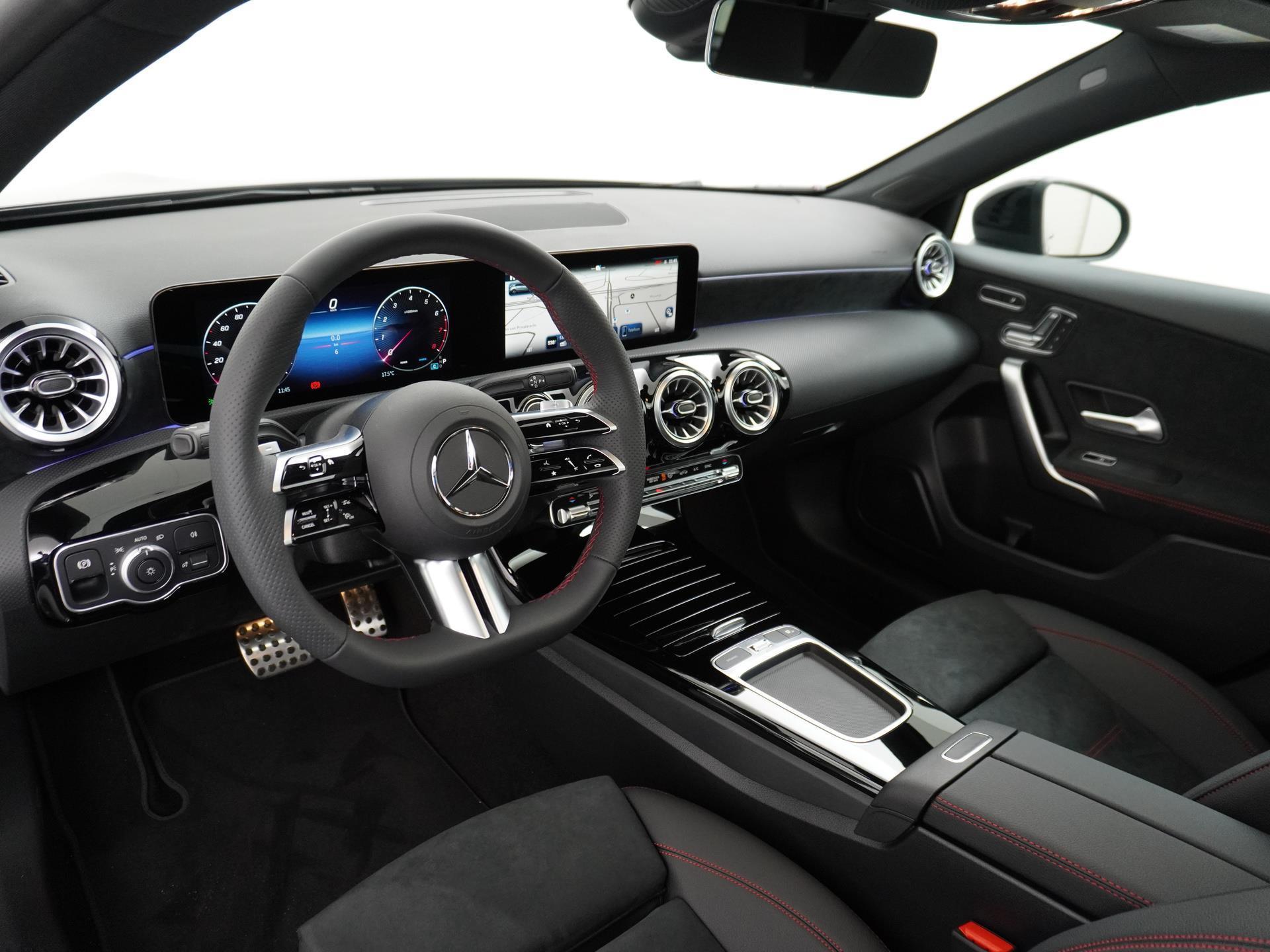 Mercedes-Benz A-Klasse 180 Star Edition AMG Line 5