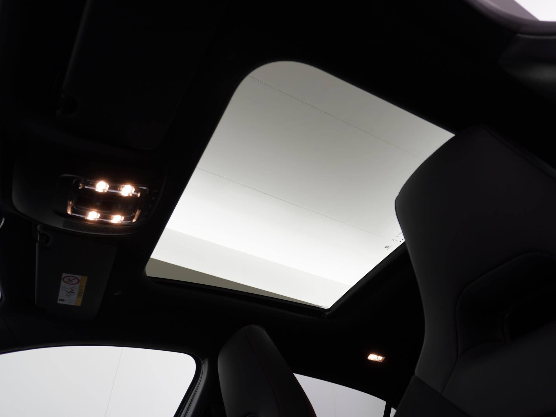 Mercedes-Benz A-Klasse 180 Star Edition AMG Line 1