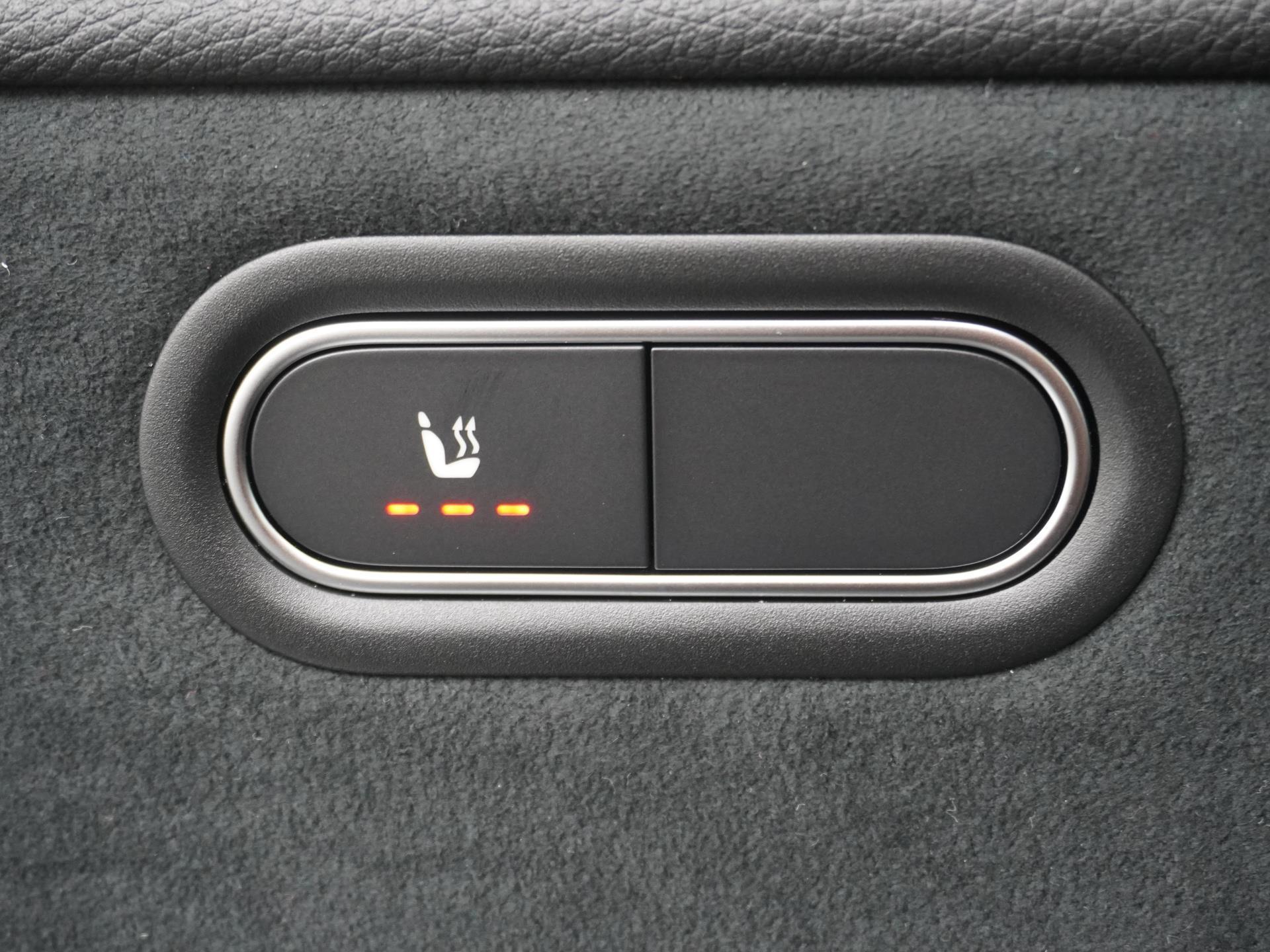 Mercedes-Benz A-Klasse 180 Star Edition AMG Line 26