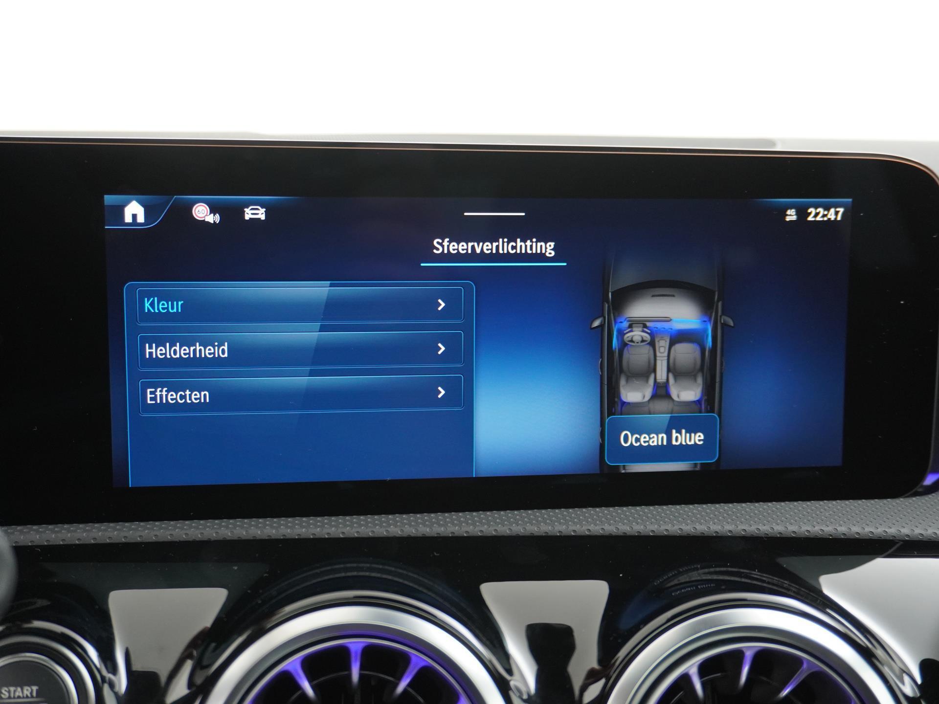 Mercedes-Benz A-Klasse 180 Star Edition AMG Line 40