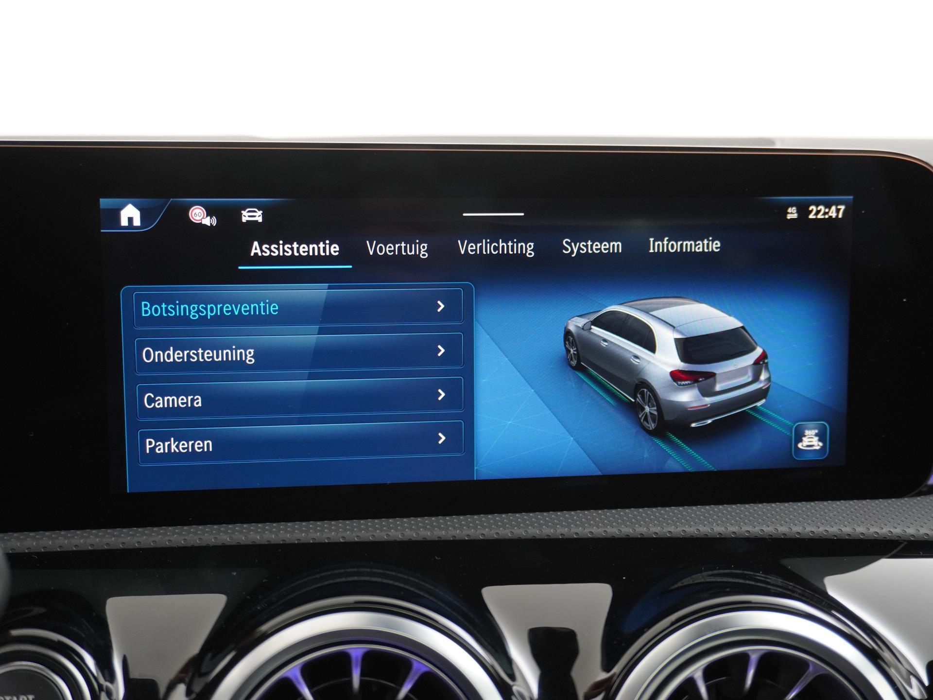 Mercedes-Benz A-Klasse 180 Star Edition AMG Line 42