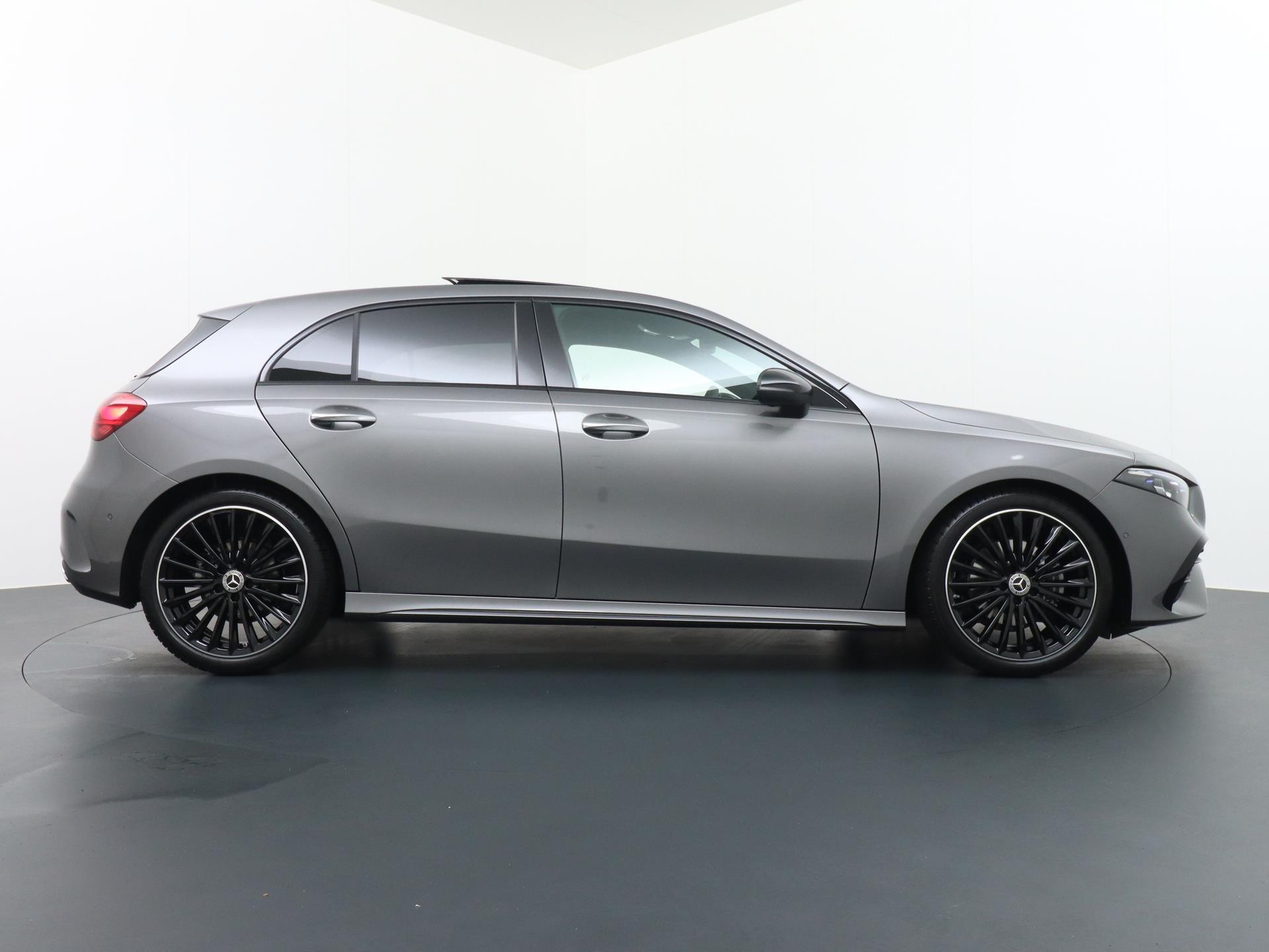 Mercedes-Benz A-Klasse 180 Star Edition AMG Line 9