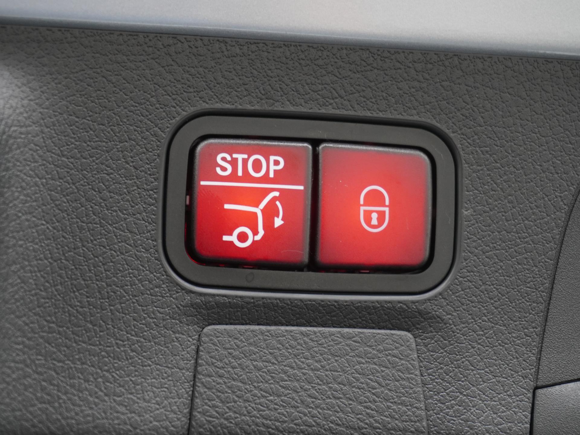 Mercedes-Benz CLA-Klasse Shooting Brake 180 Star Edition AMG Line 16