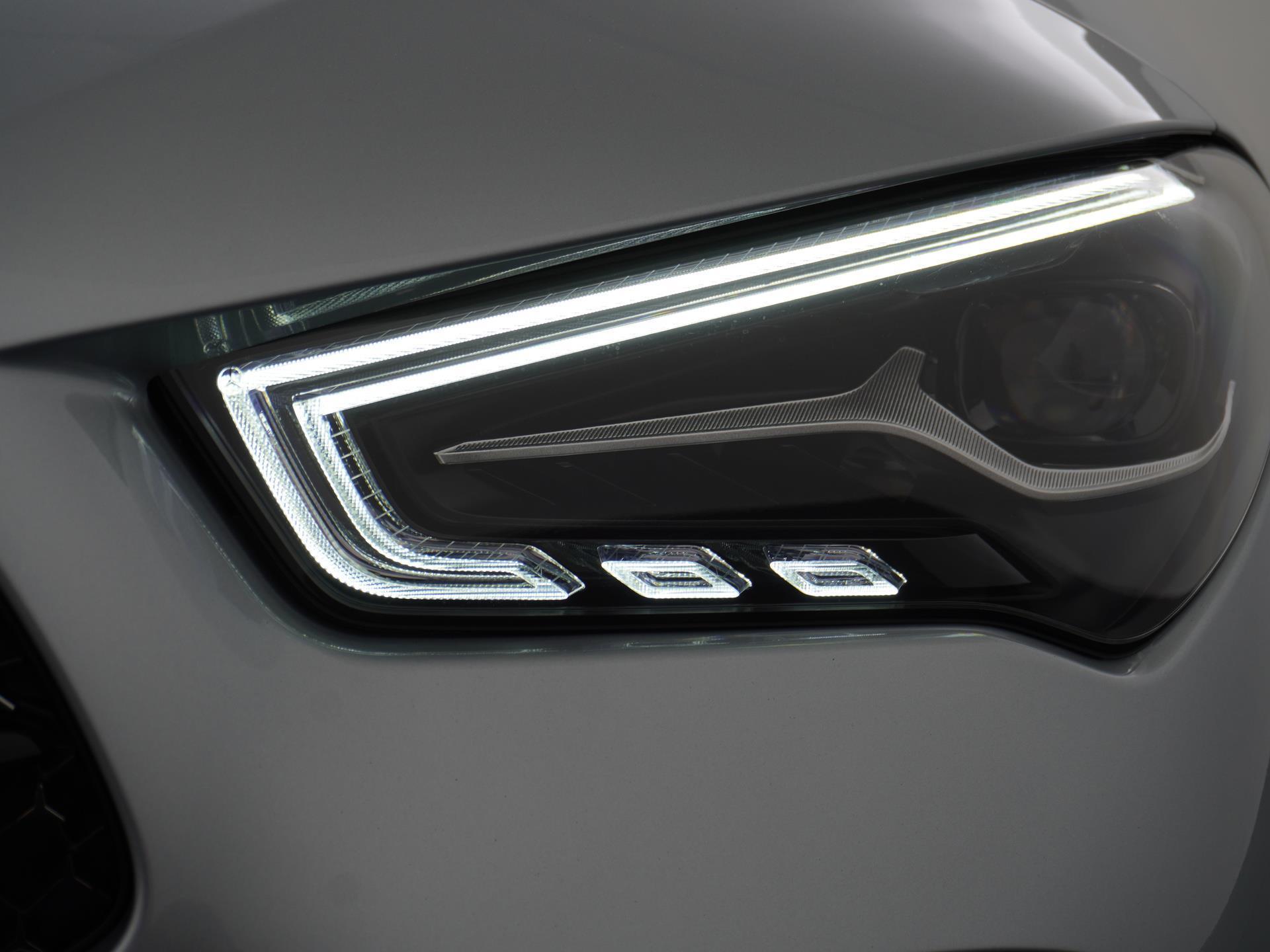 Mercedes-Benz CLA-Klasse Shooting Brake 180 Star Edition AMG Line 18