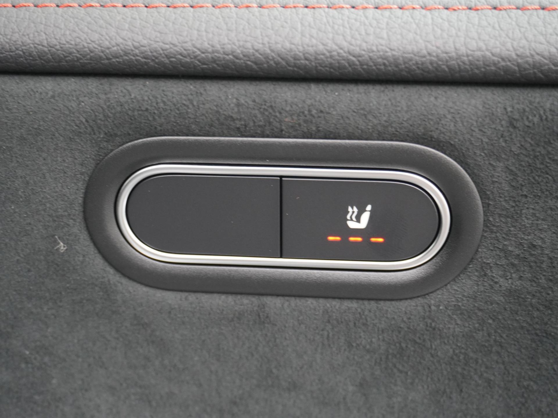 Mercedes-Benz CLA-Klasse Shooting Brake 180 Star Edition AMG Line 51