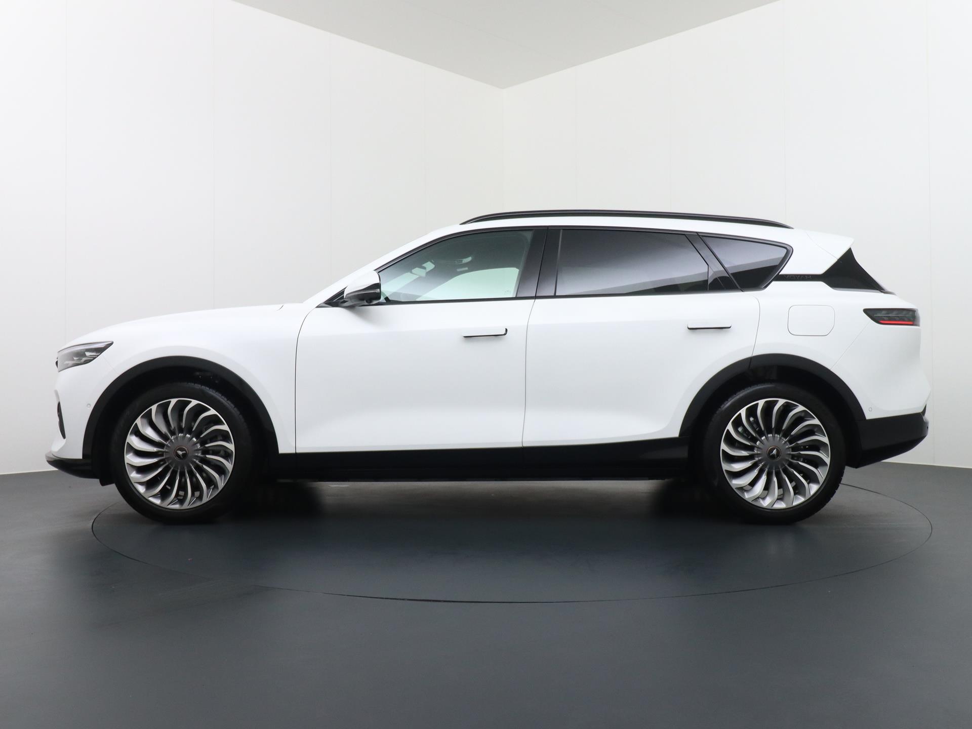 VOYAH Free 4WD 106 kWh Accu 1