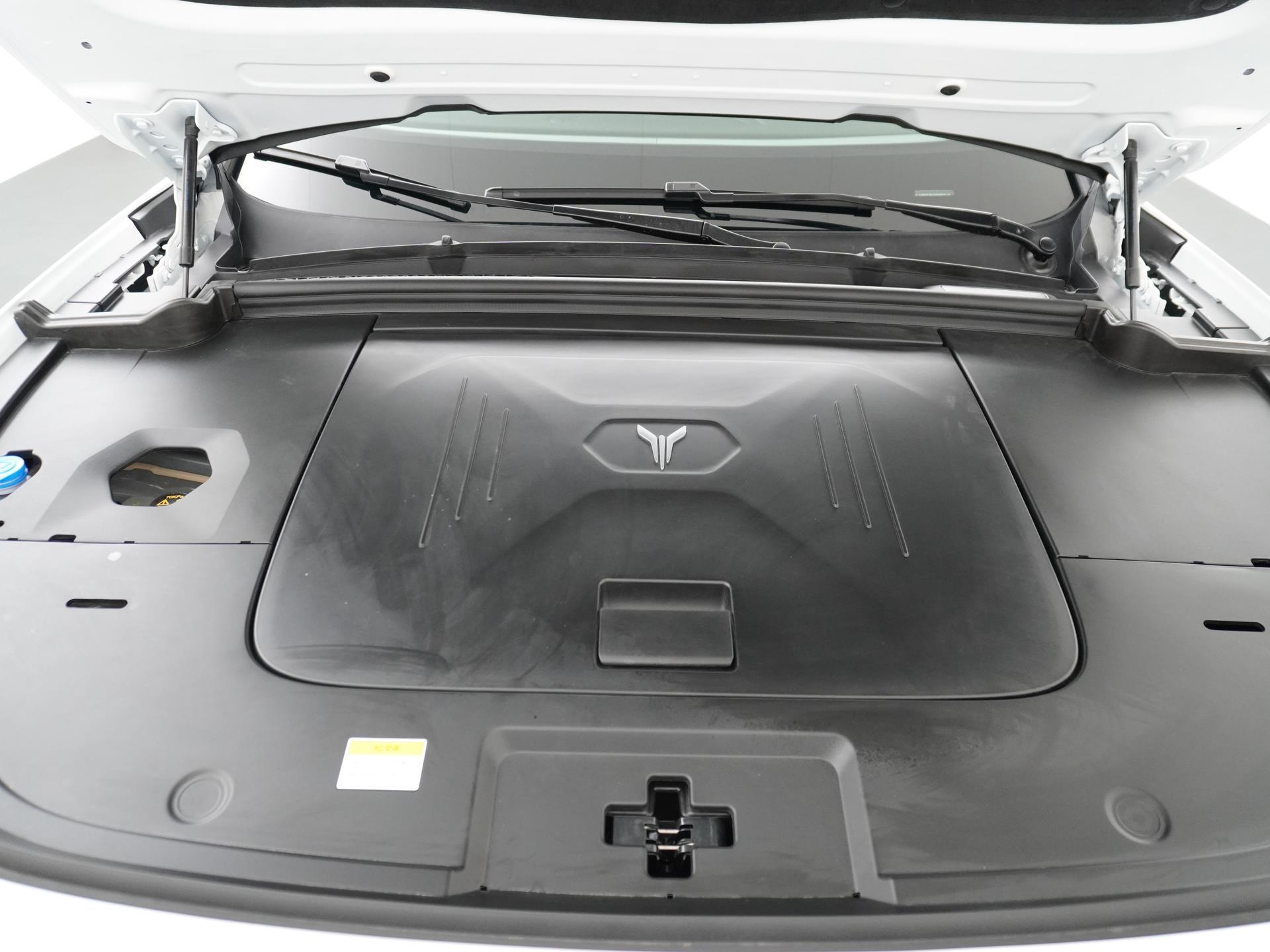 VOYAH Free 4WD 106 kWh Accu 16