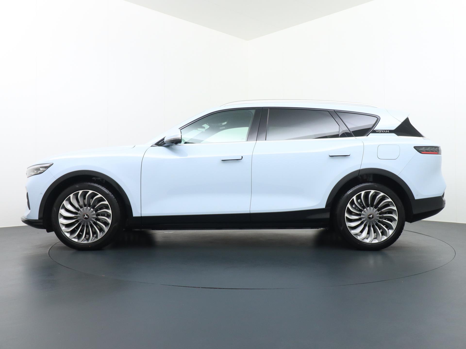 VOYAH Free 4WD 106 kWh Accu 1