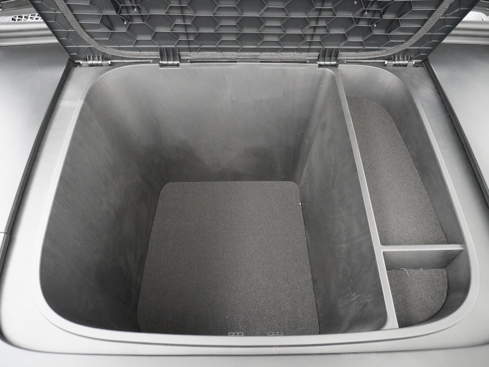 VOYAH Free 4WD 106 kWh Accu 16