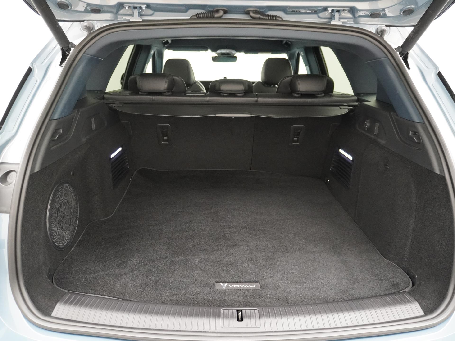 VOYAH Free 4WD 106 kWh Accu 12