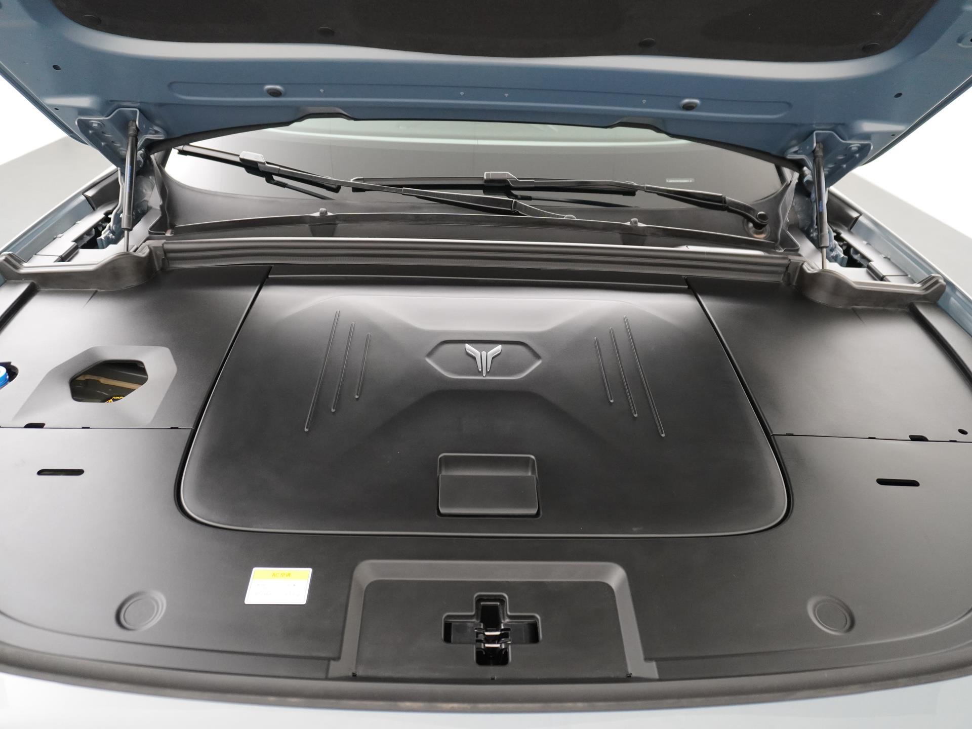 VOYAH Free 4WD 106 kWh Accu 16