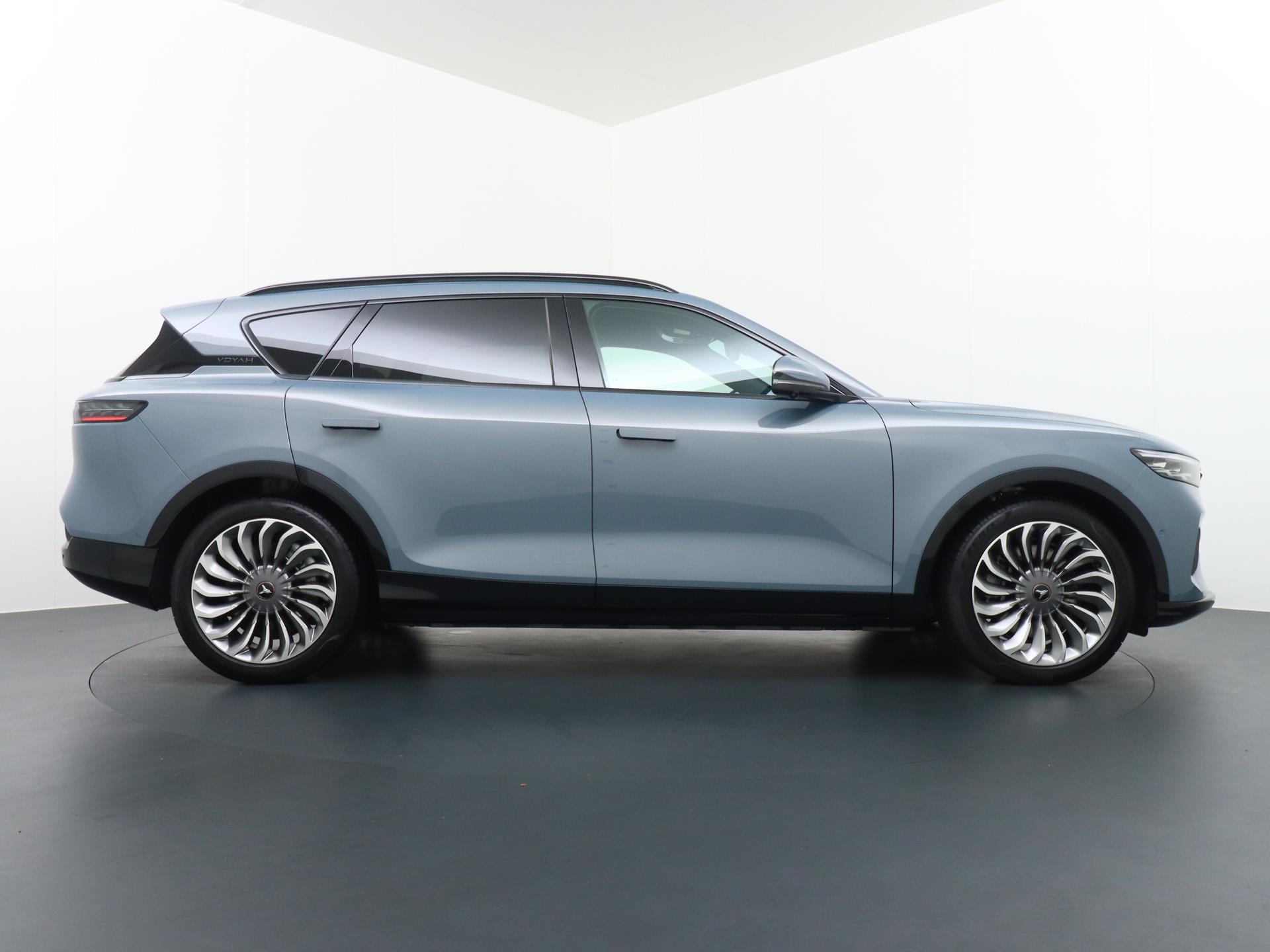 VOYAH Free 4WD 106 kWh Accu 5