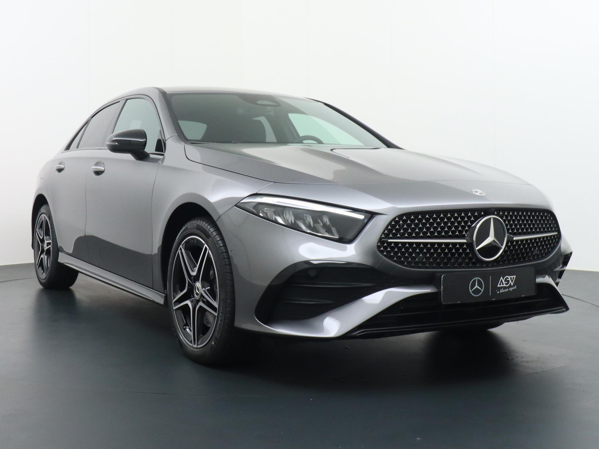 Mercedes-Benz A-Klasse 250 e Star Edition AMG Line 11