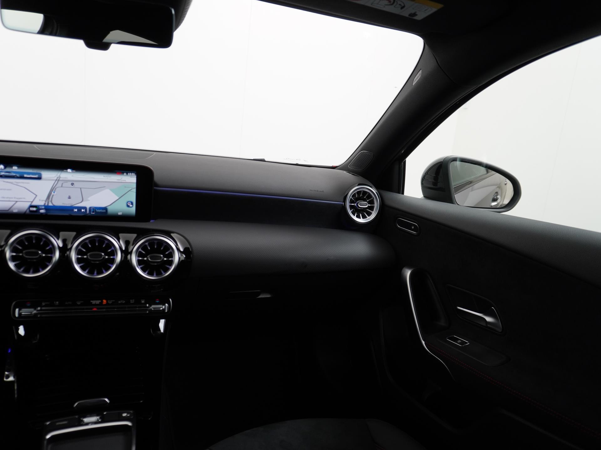 Mercedes-Benz A-Klasse 250 e Star Edition AMG Line 26