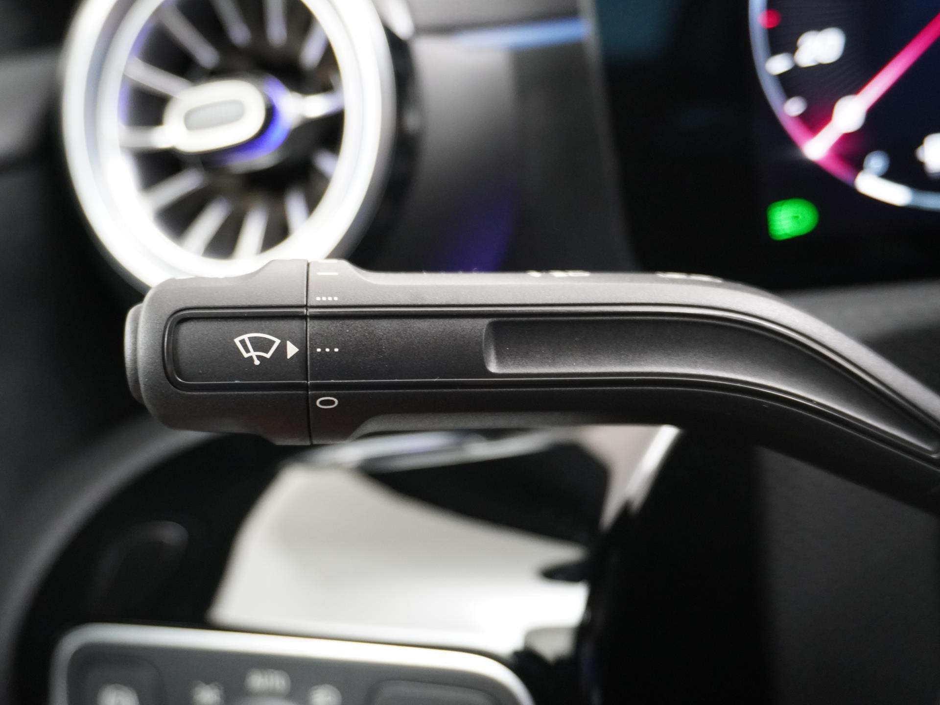 Mercedes-Benz A-Klasse 250 e Star Edition AMG Line 28