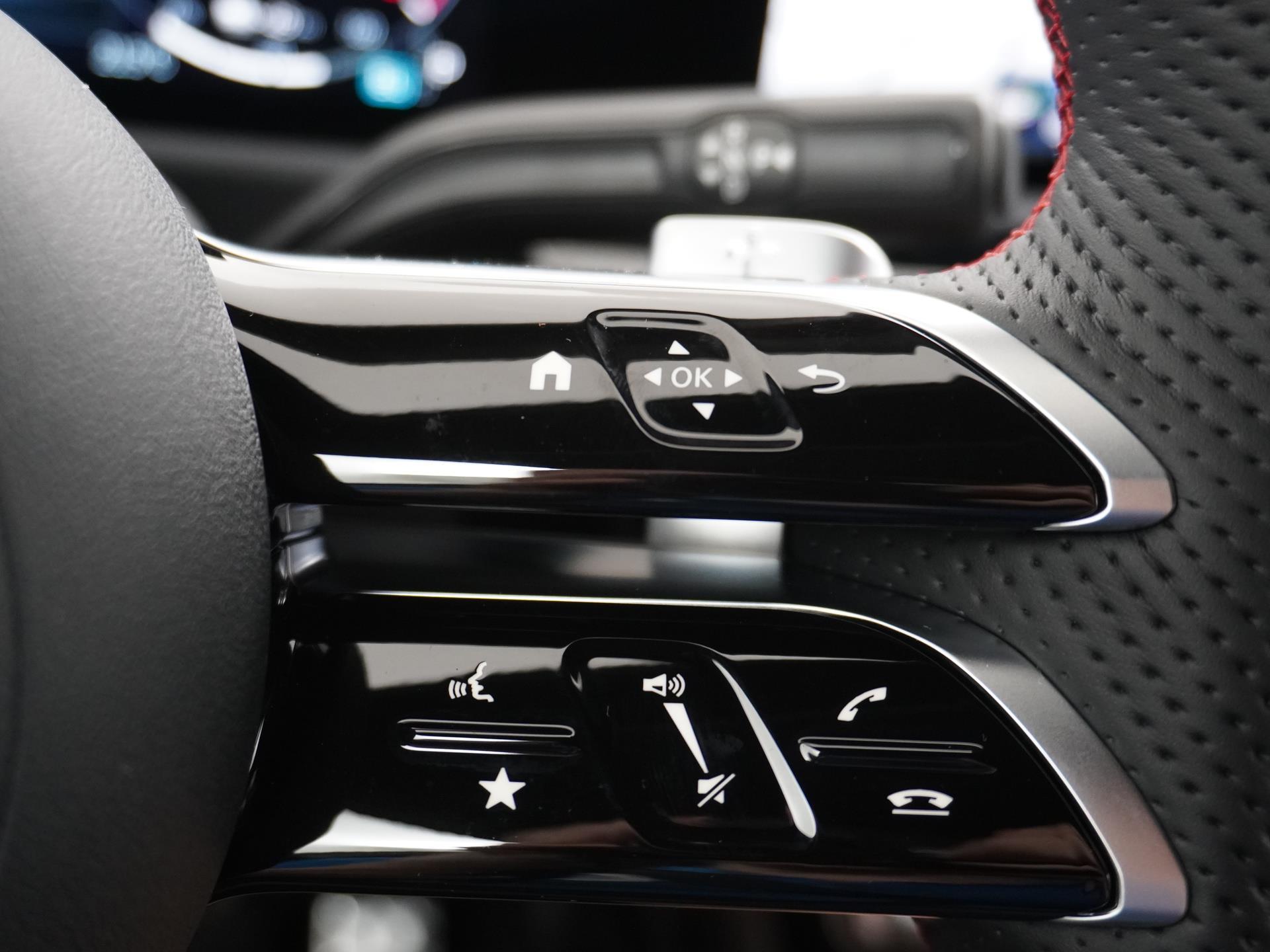 Mercedes-Benz A-Klasse 250 e Star Edition AMG Line 32