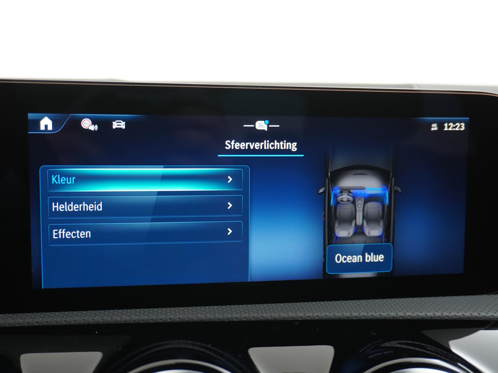 Mercedes-Benz A-Klasse 250 e Star Edition AMG Line 43