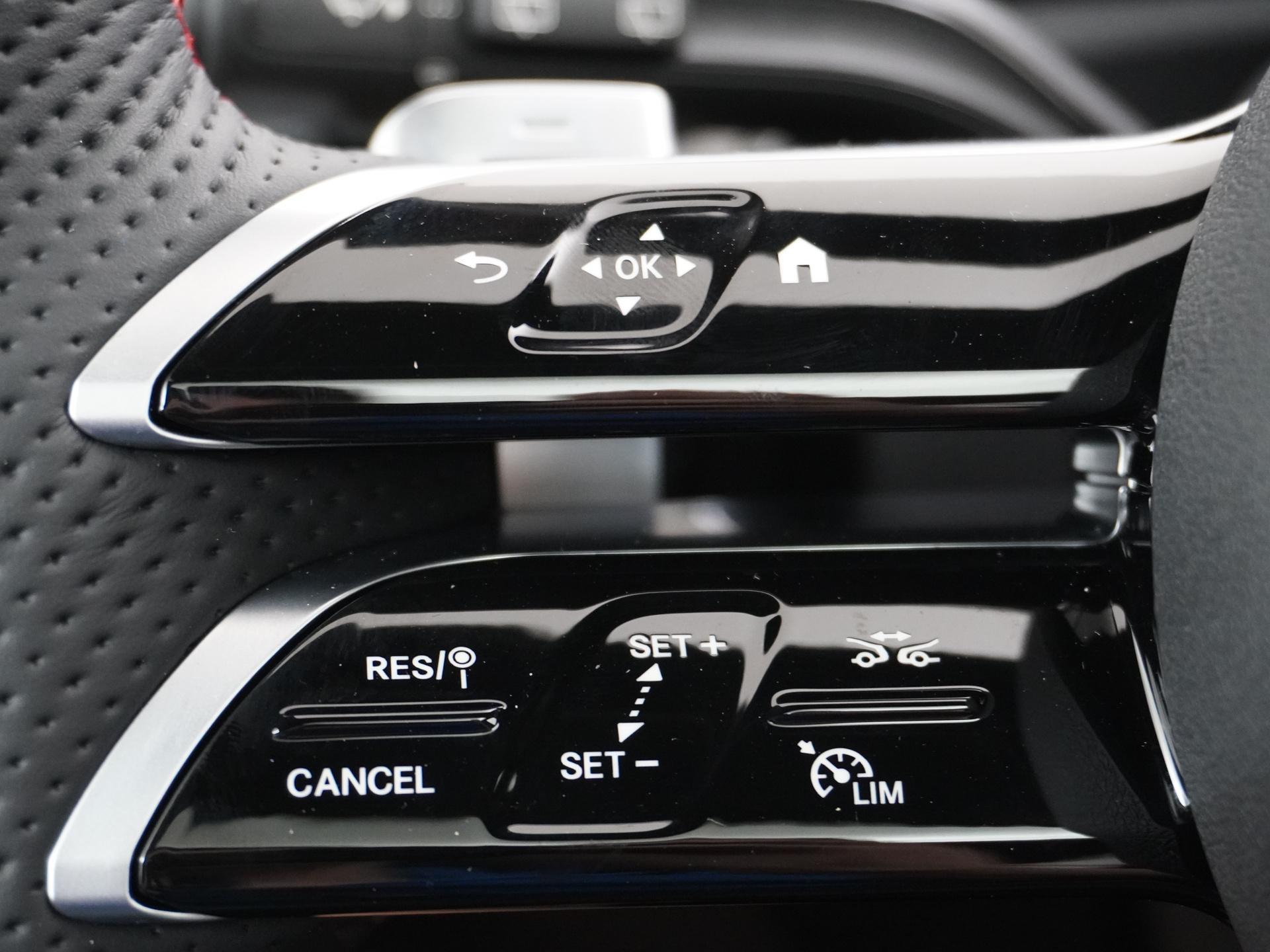 Mercedes-Benz A-Klasse 180 Star Edition AMG Line 29