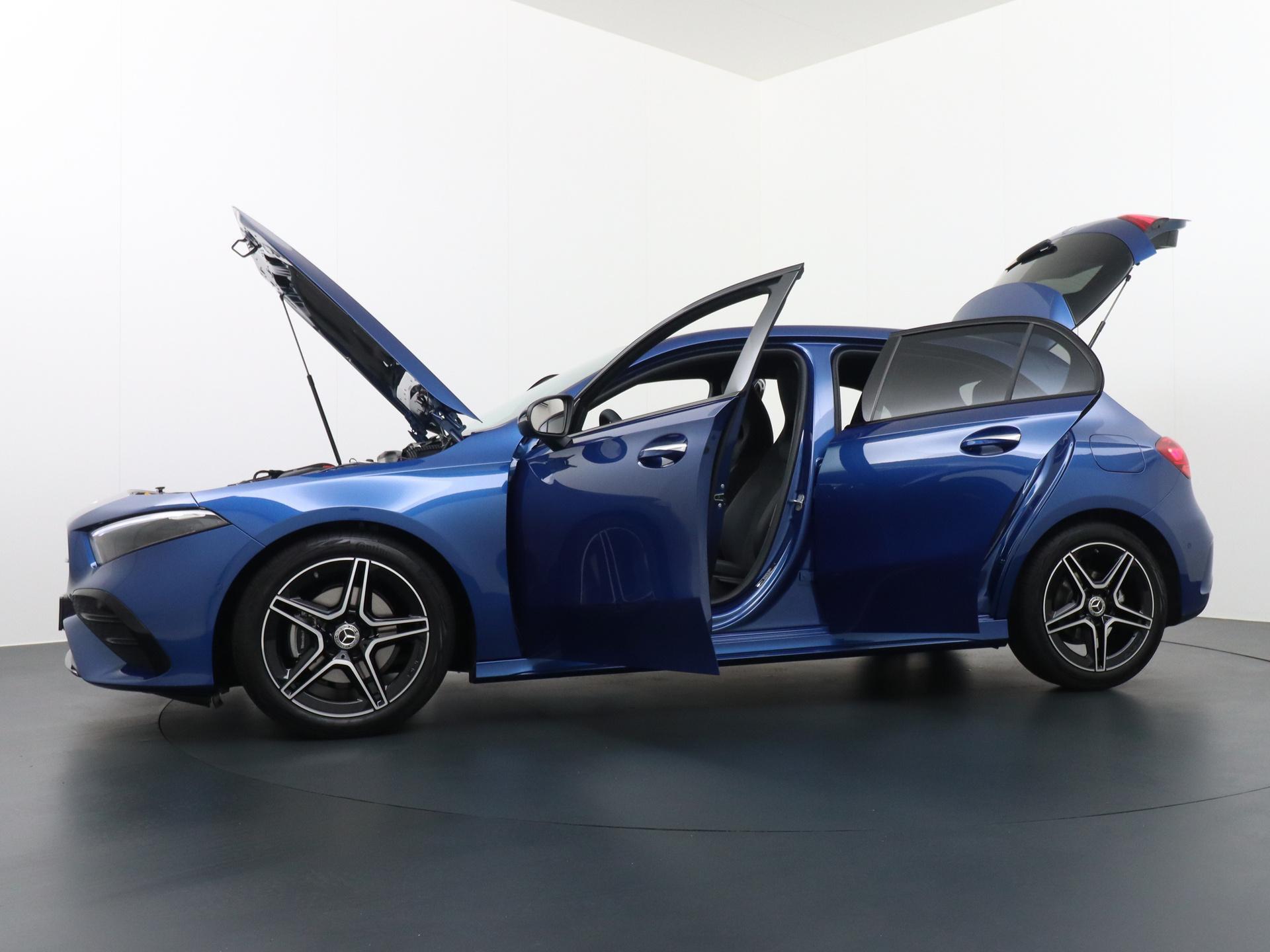 Mercedes-Benz A-Klasse 180 Star Edition AMG Line 14