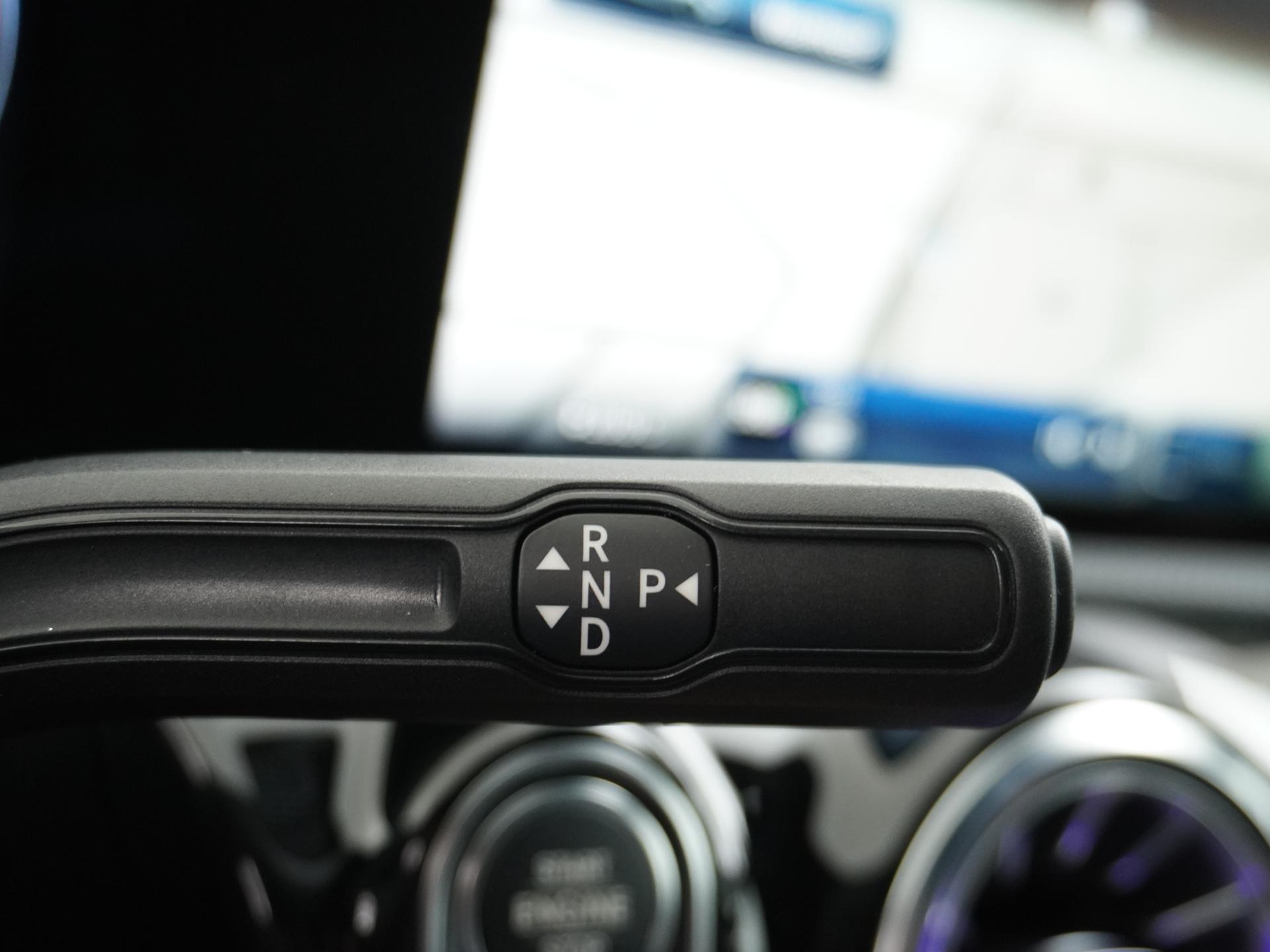 Mercedes-Benz A-Klasse 180 Star Edition AMG Line 28