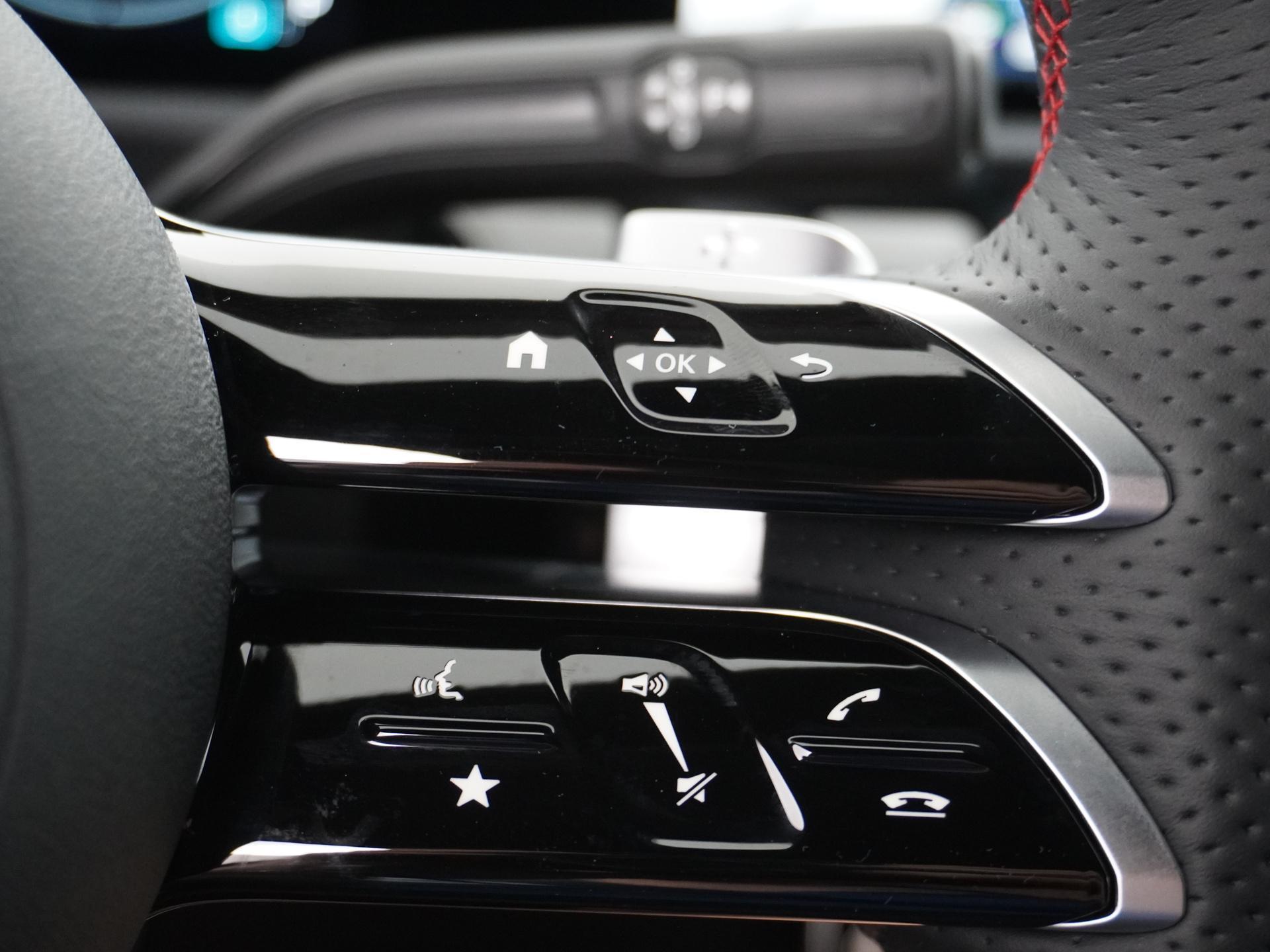 Mercedes-Benz A-Klasse 180 Star Edition AMG Line 31