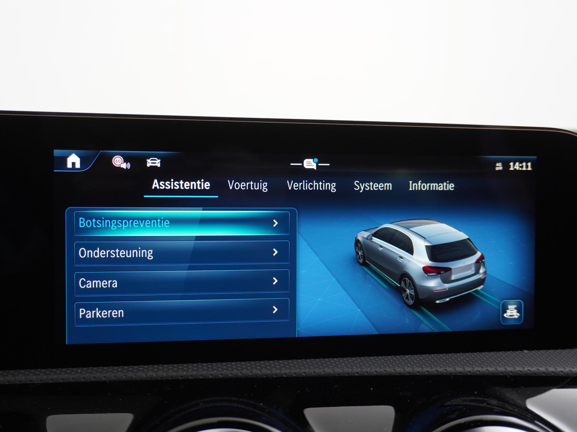 Mercedes-Benz A-Klasse 180 Star Edition AMG Line 43