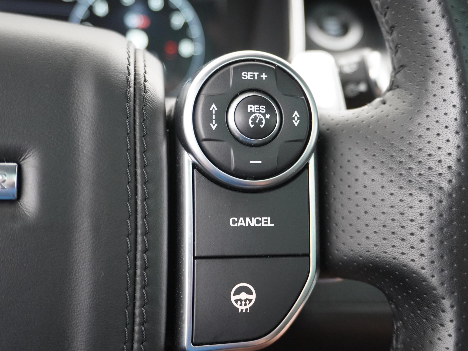 Land Rover Range Rover Sport 5.0 V8 Supercharged SVR 31