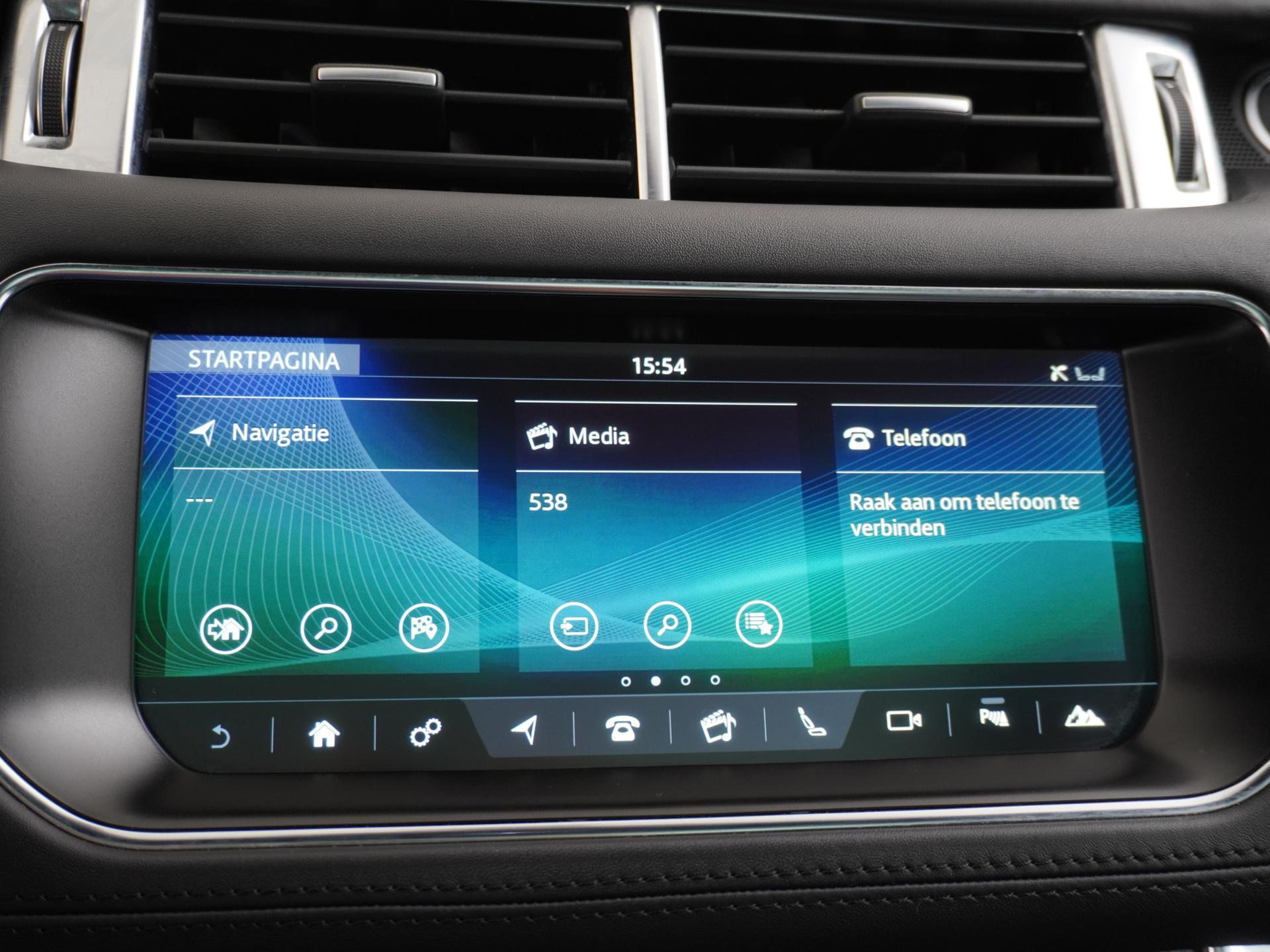 Land Rover Range Rover Sport 5.0 V8 Supercharged SVR 32