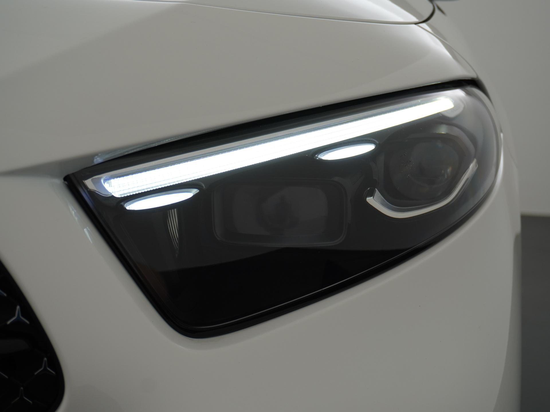 Mercedes-Benz A-Klasse 250 e Star Edition AMG Line 17