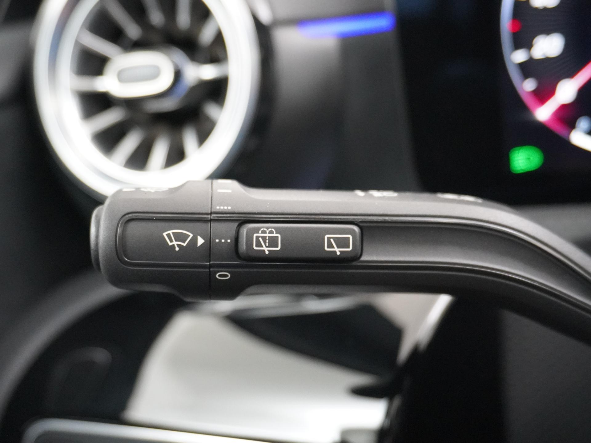 Mercedes-Benz A-Klasse 250 e Star Edition AMG Line 27