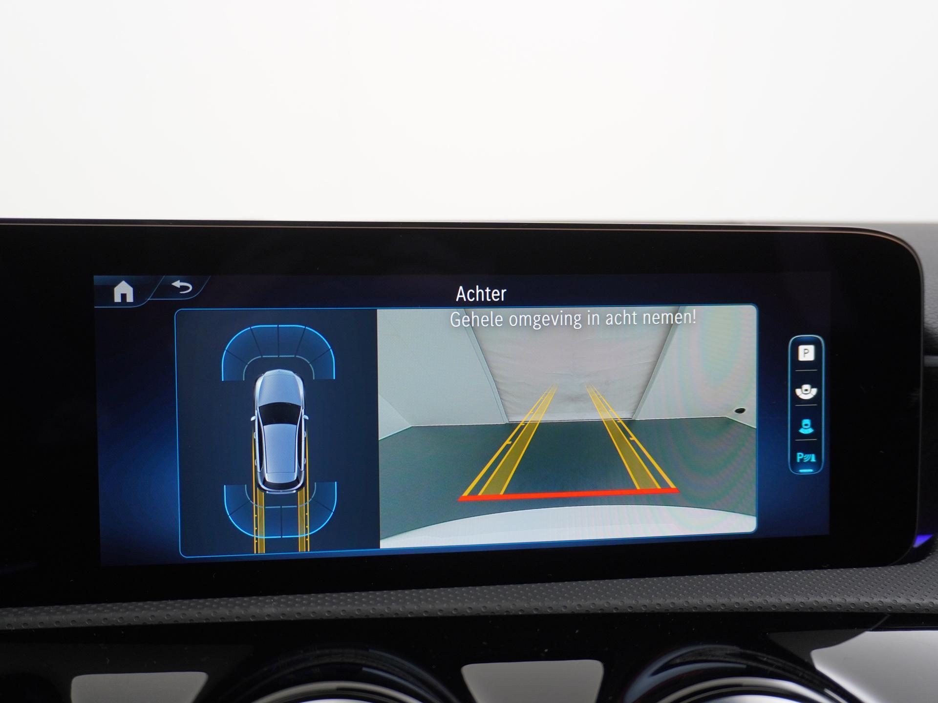 Mercedes-Benz A-Klasse 250 e Star Edition AMG Line 43