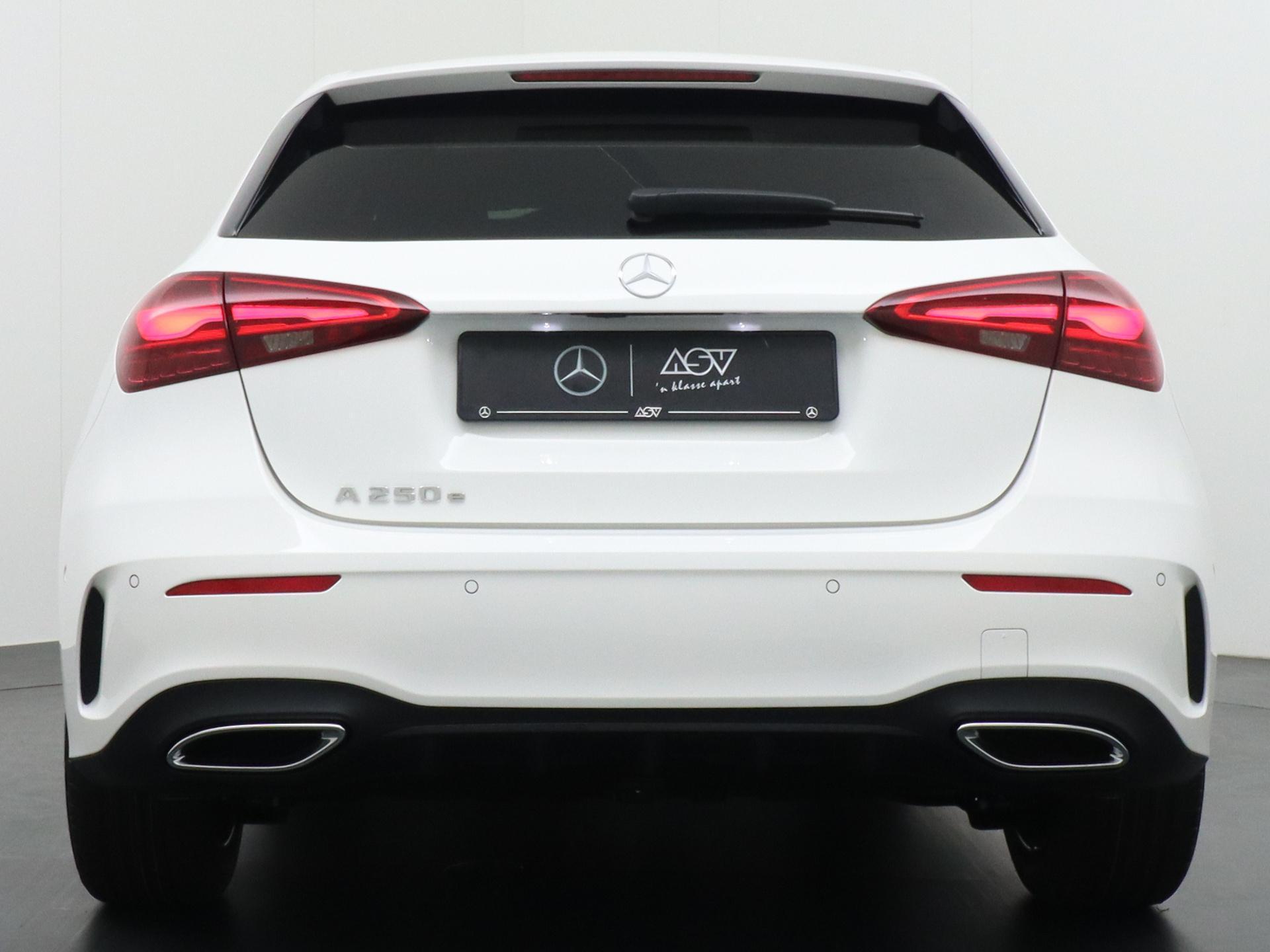 Mercedes-Benz A-Klasse 250 e Star Edition AMG Line 5