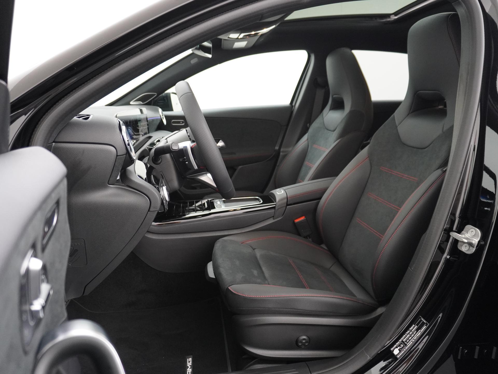 Mercedes-Benz A-Klasse 180 Star Edition AMG Line Plus 23