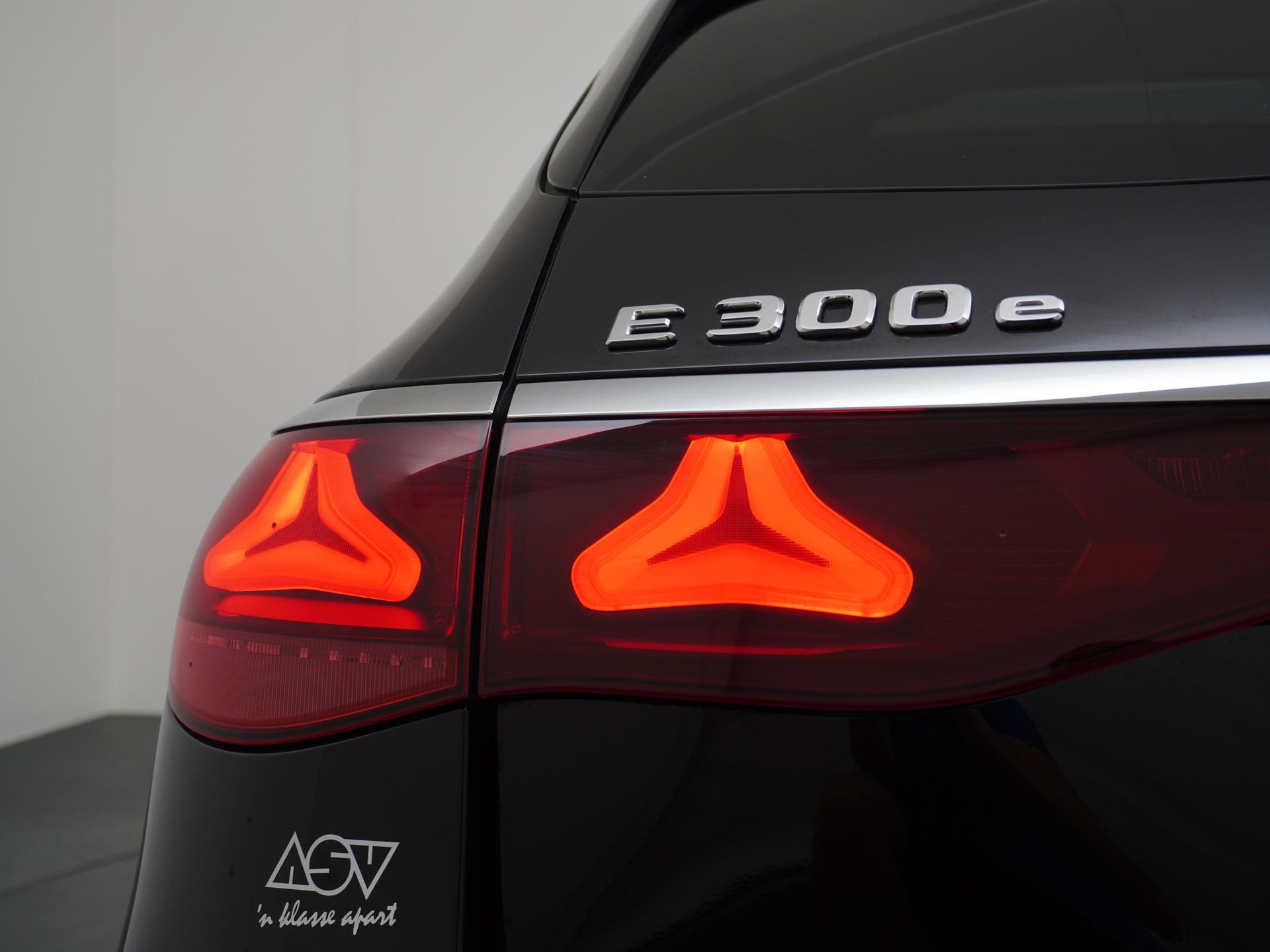 Mercedes-Benz E-Klasse 300 e AMG Line 18