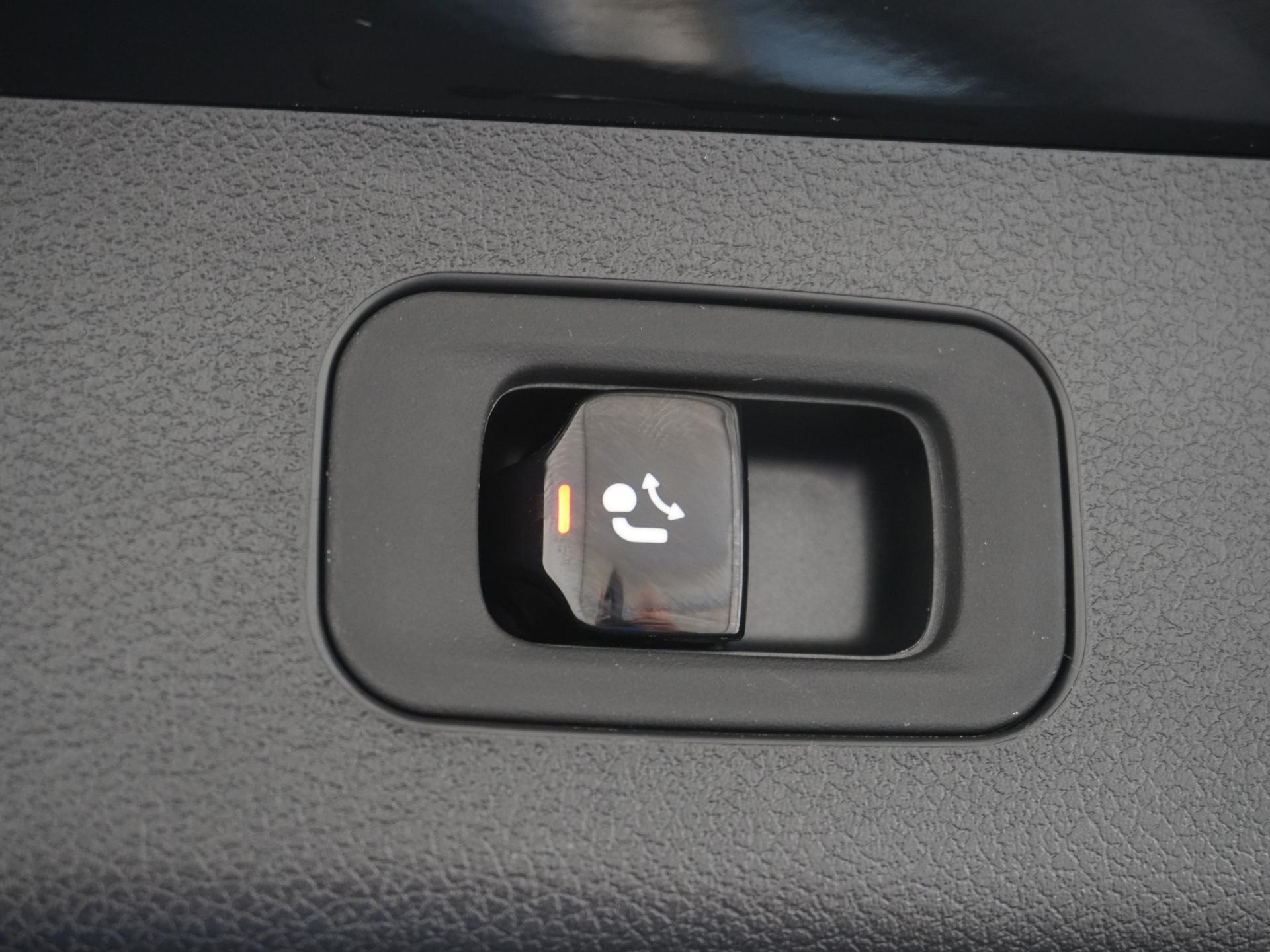 Mercedes-Benz E-Klasse 300 e AMG Line 22