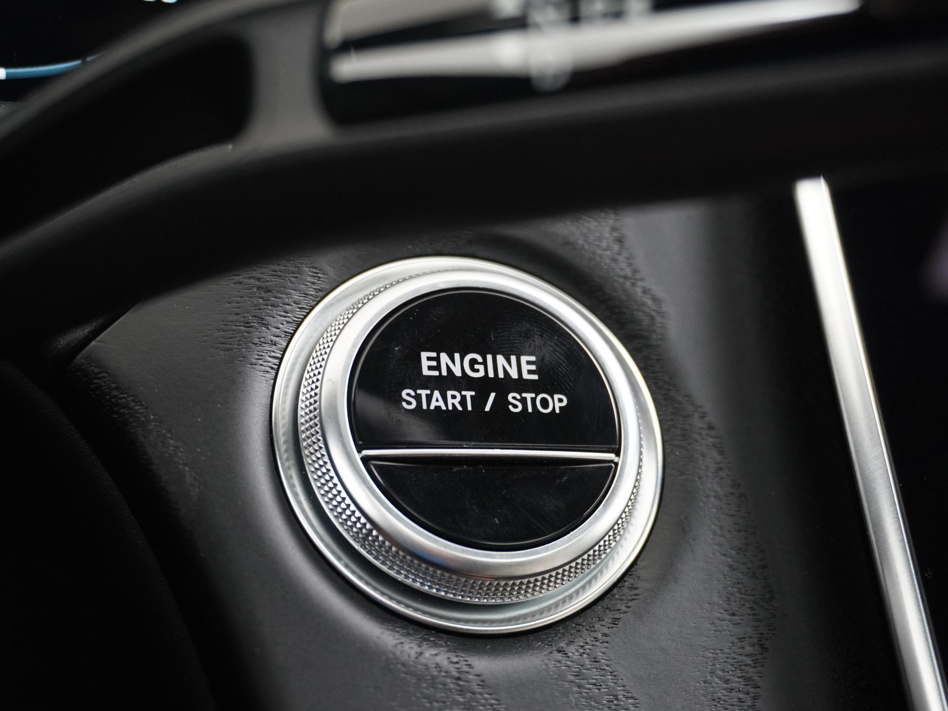 Mercedes-Benz E-Klasse 300 e AMG Line 34